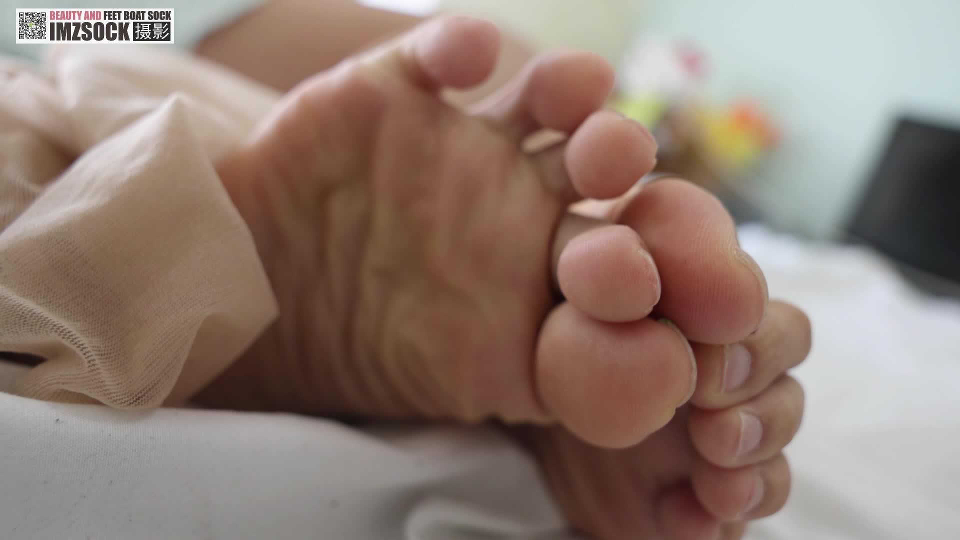 图片[4]-MZSOCK_爱美足_No.307_倩儿_122P1V_2.31GB - aifuli.cc-aifuli.cc