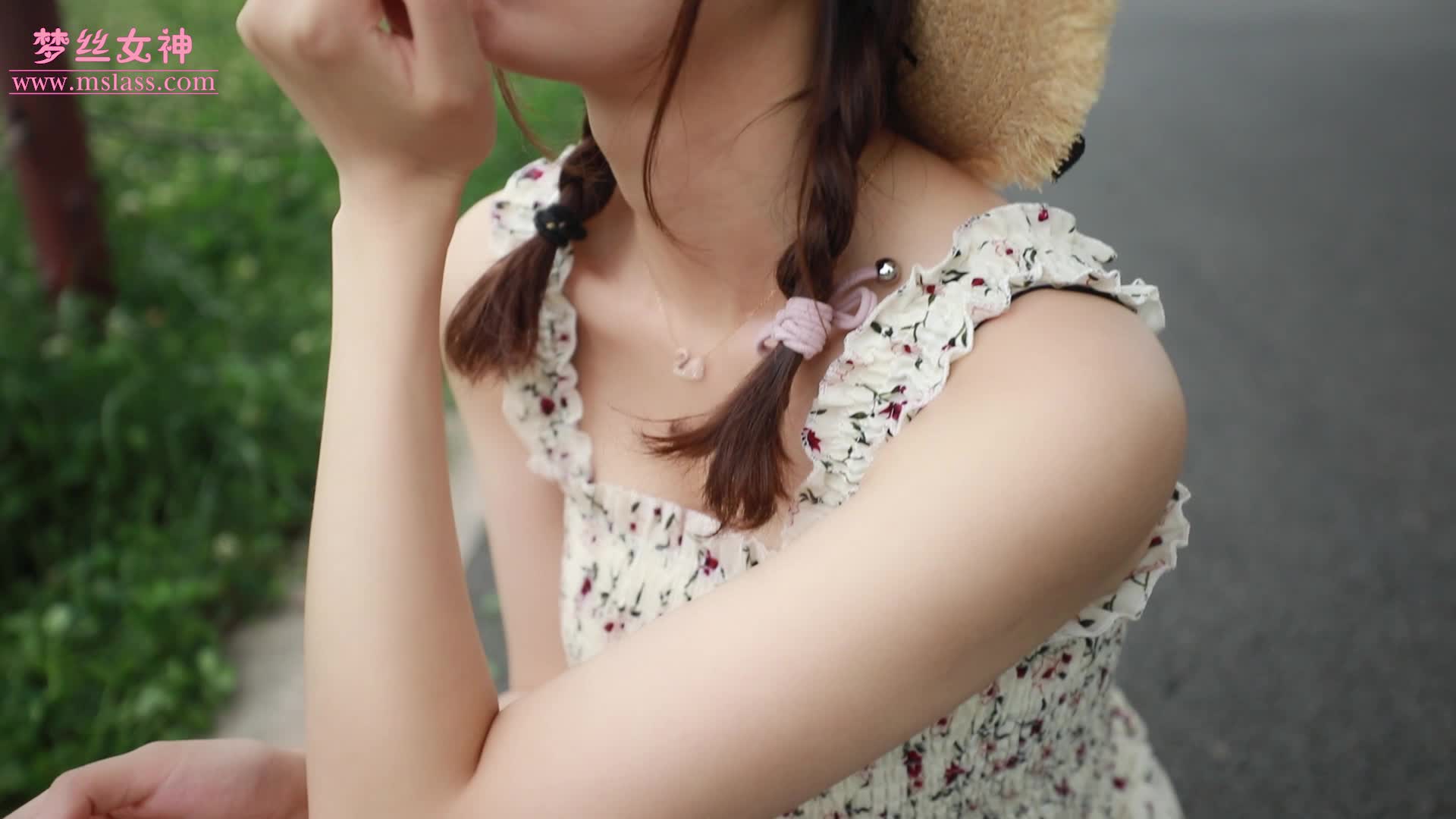 图片[4]-MSLASS梦丝女神_2019_05_13_NO.025_玥玥_田园的萌妹_78_1P1V_1.18GB - aifuli.cc-aifuli.cc