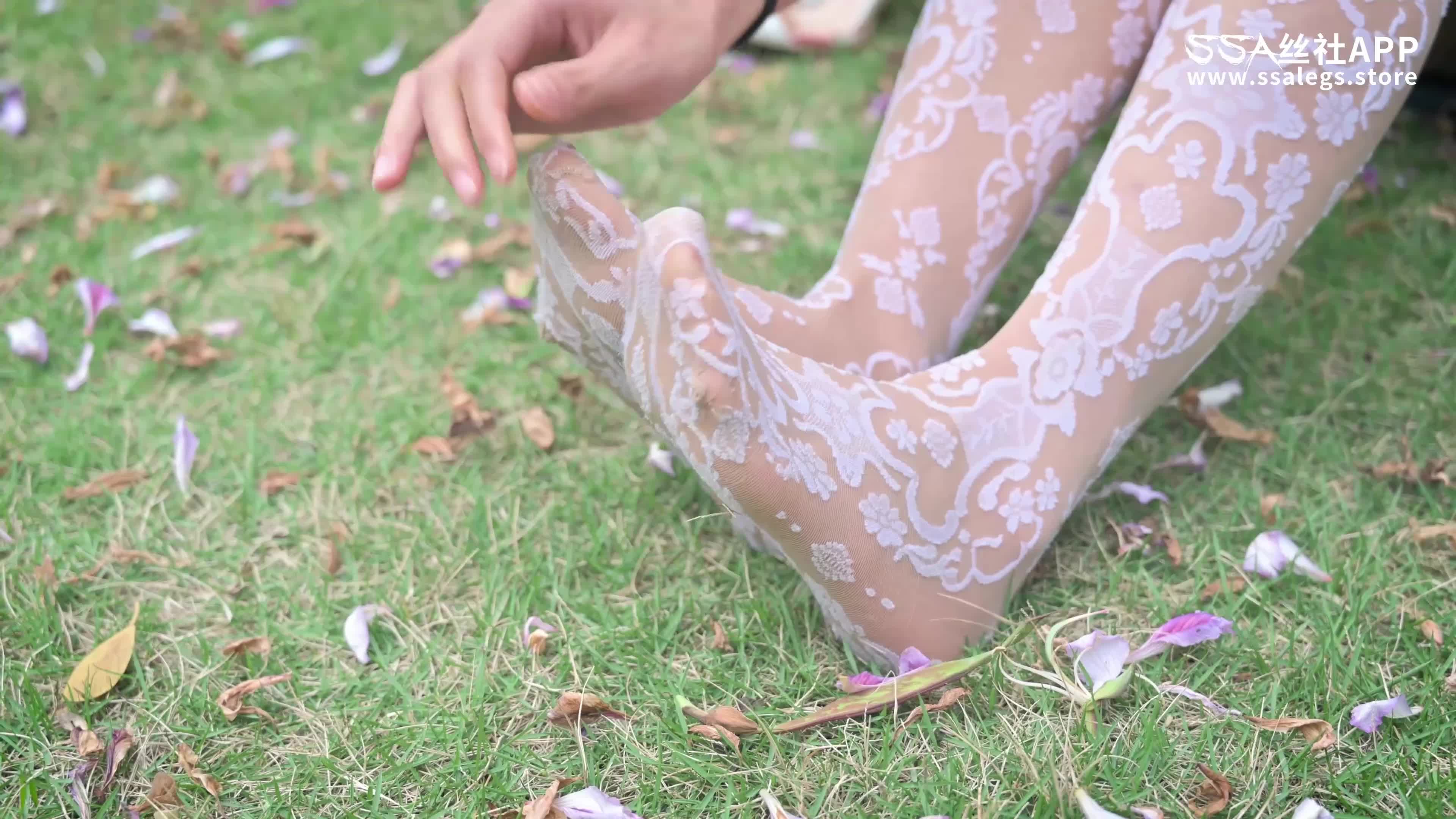 图片[4]-SSA丝社_短片_NO.167_君君_涞觅维纳斯优雅镂空提花丝袜_1V_669.5M - aifuli.cc-aifuli.cc