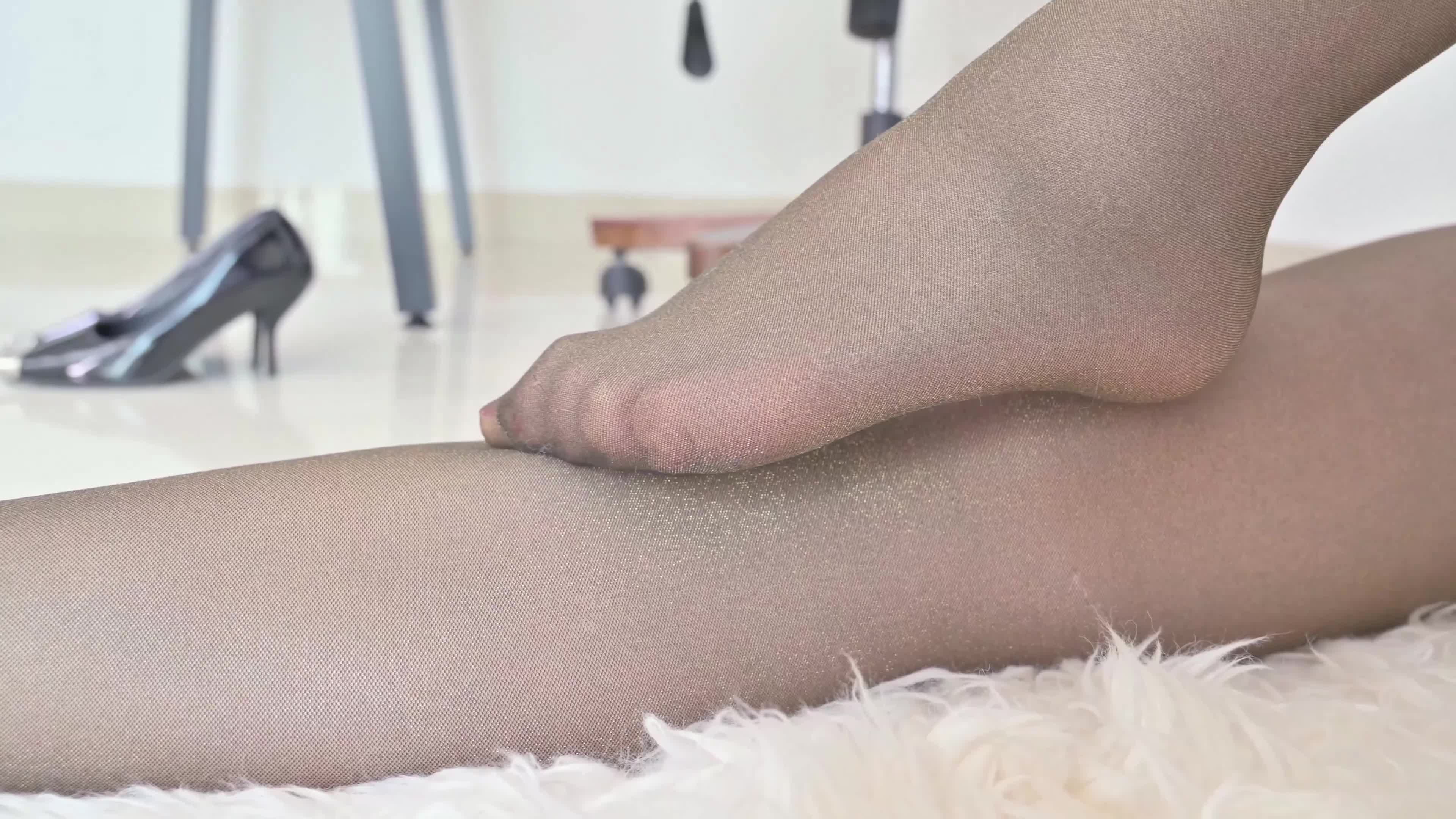 图片[5]-SSA丝社_短片_NO.252_蜜桃_国产珞樱品牌金银闪光丝袜_1V_561.1M - aifuli.cc-aifuli.cc