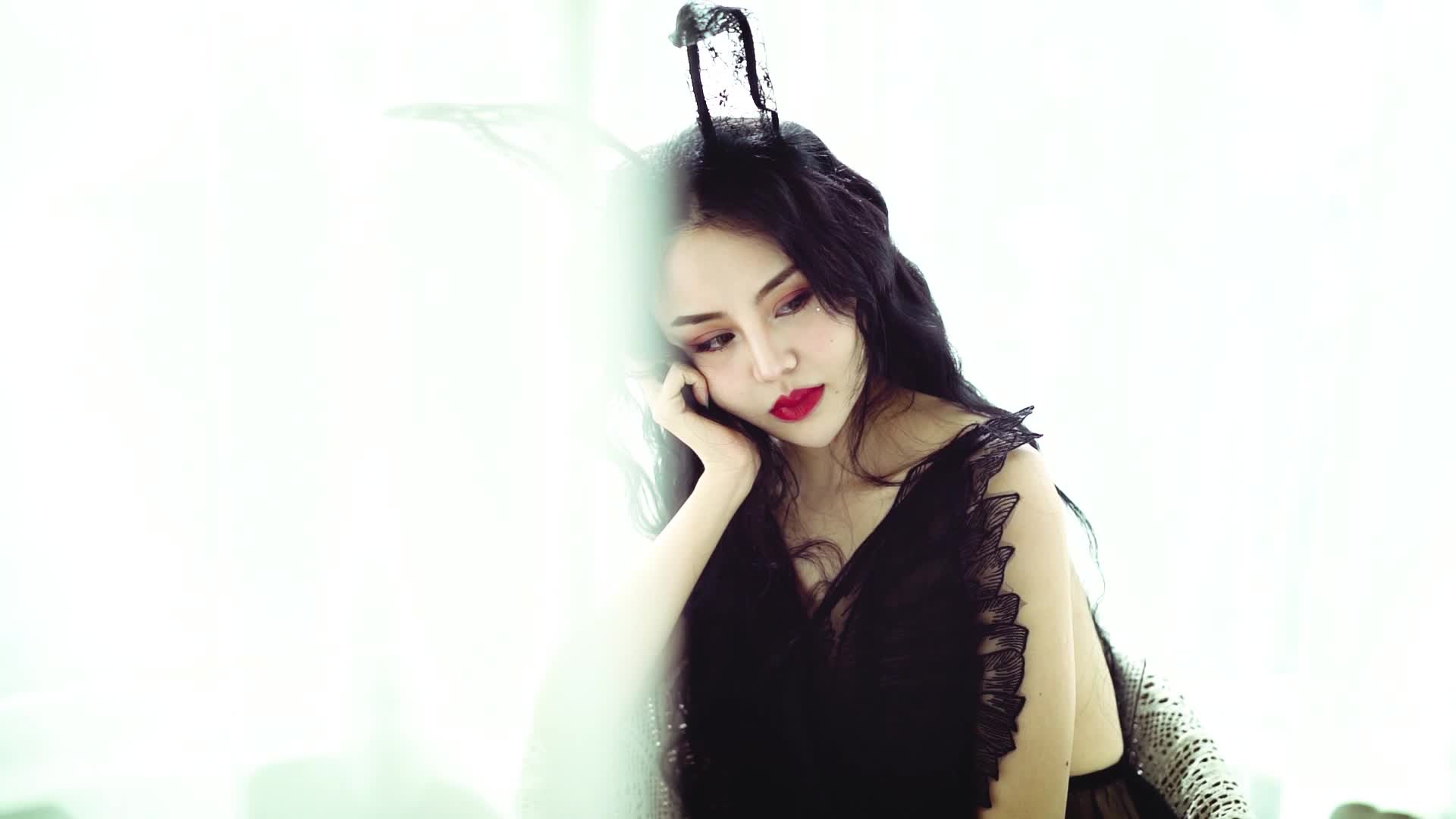 图片[3]-YALAYI雅拉伊_视频_2018.12.31_V009_童话_凉儿_1V_136M - aifuli.cc-aifuli.cc