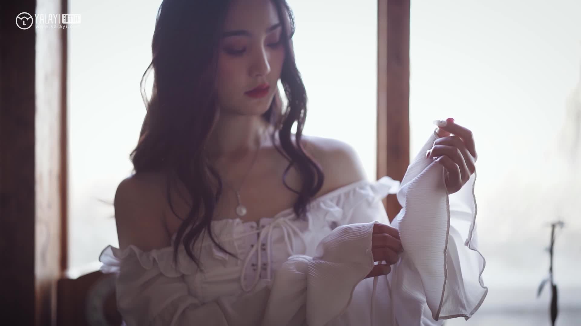 YALAYI雅拉伊_视频_2019.01.28_V013_画中伊人_项兴咏_1V_137M - aifuli.cc-aifuli.cc