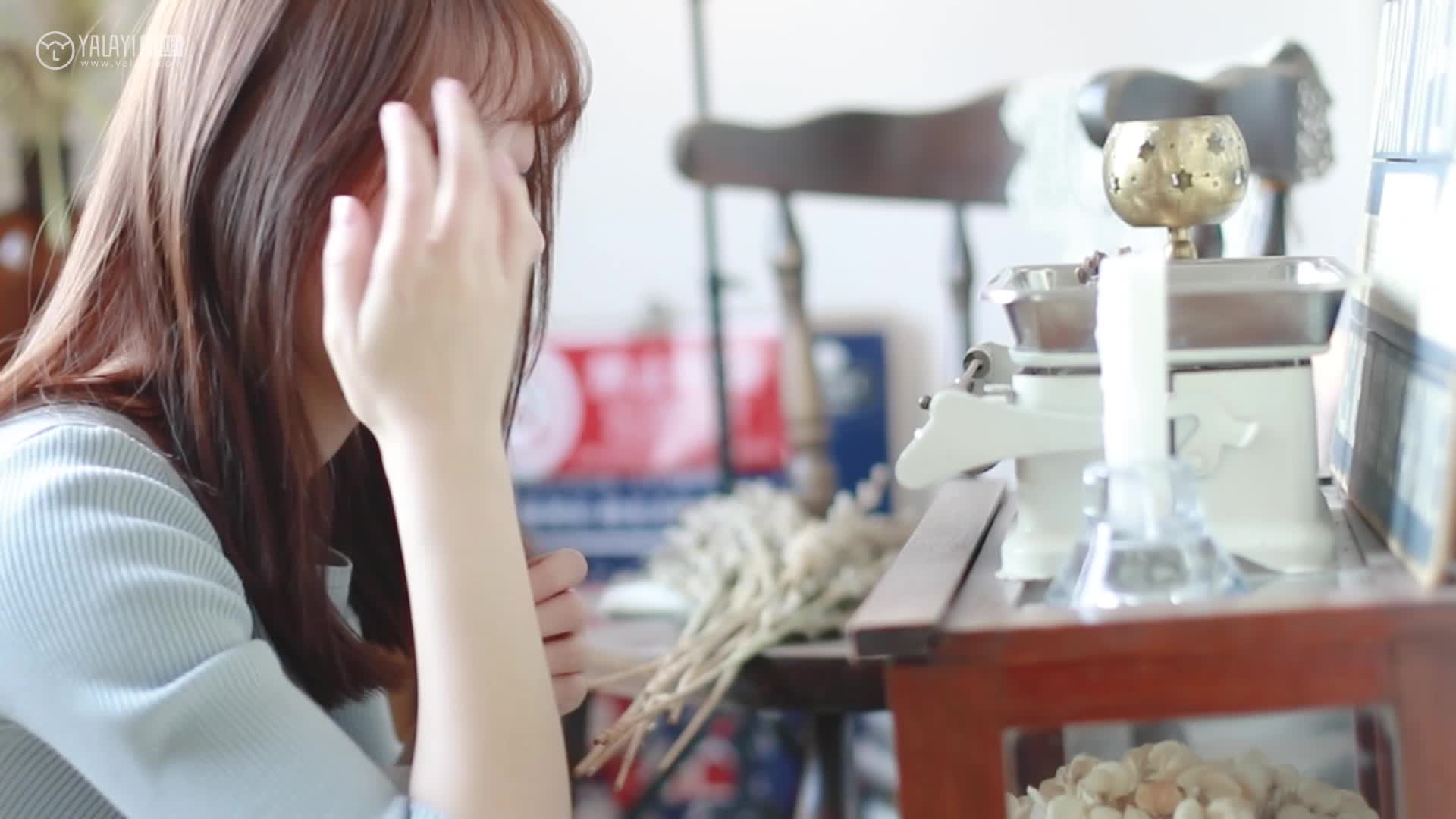 图片[2]-YALAYI雅拉伊_视频_2019.08.26_V066_看着你玩_刘开心_1V_149M - aifuli.cc-aifuli.cc