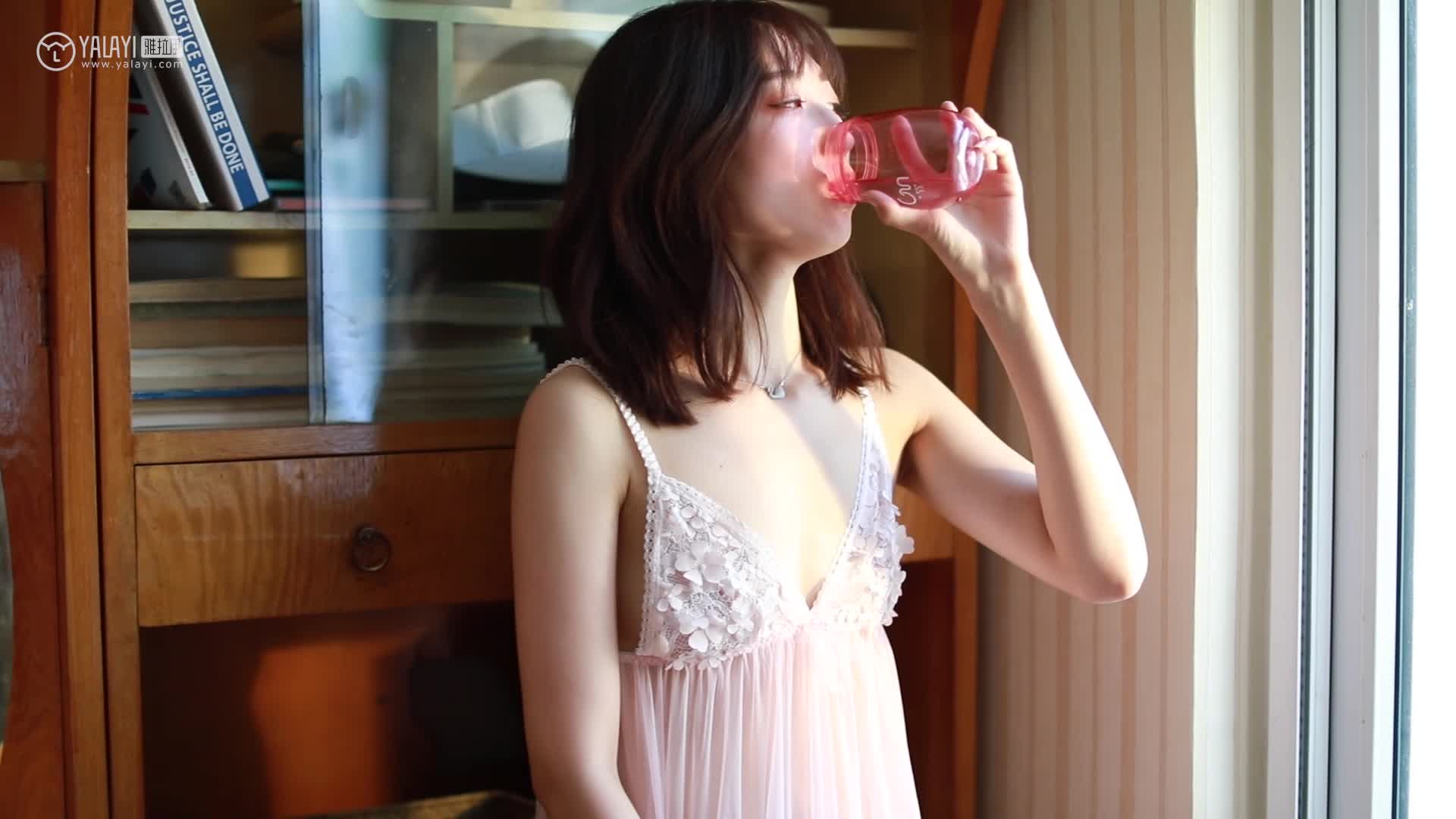 YALAYI雅拉伊_视频_2019.09.09_V070_闺房记乐_佳佳_1V_136M - aifuli.cc-aifuli.cc