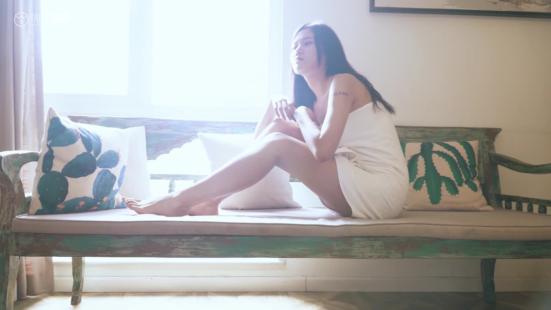 YALAYI雅拉伊_视频_2019.10.04_V077_翠不能言最可人_荔子_1V_144M - aifuli.cc-aifuli.cc