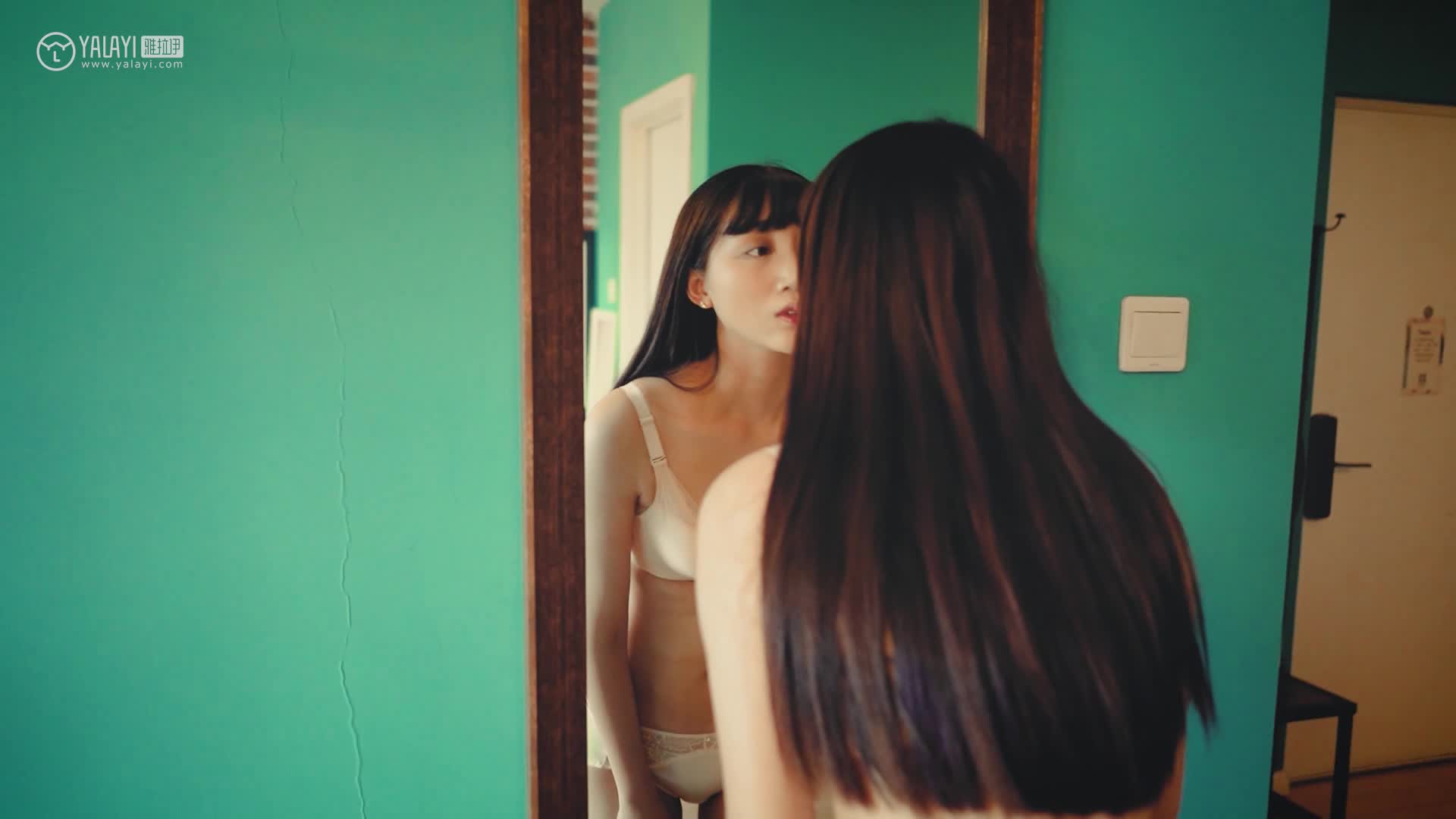 图片[2]-YALAYI雅拉伊_视频_2019.11.01_V084_那我可以抱你吗_温蒂_1V_144M - aifuli.cc-aifuli.cc