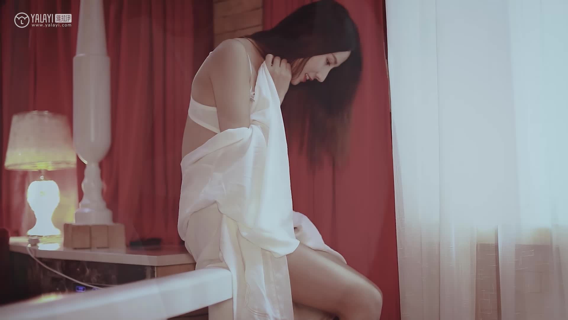 YALAYI雅拉伊_视频_2019.12.30_V101_红尘有你_美萱_1V_153M - aifuli.cc-aifuli.cc