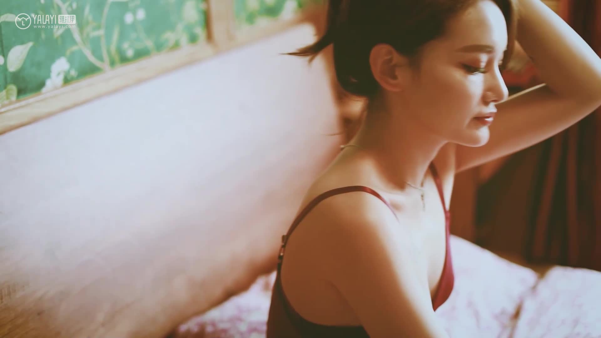 图片[2]-YALAYI雅拉伊_视频_2020.02.17_V111_藏红花_刘子炀_1V_73.3M - aifuli.cc-aifuli.cc