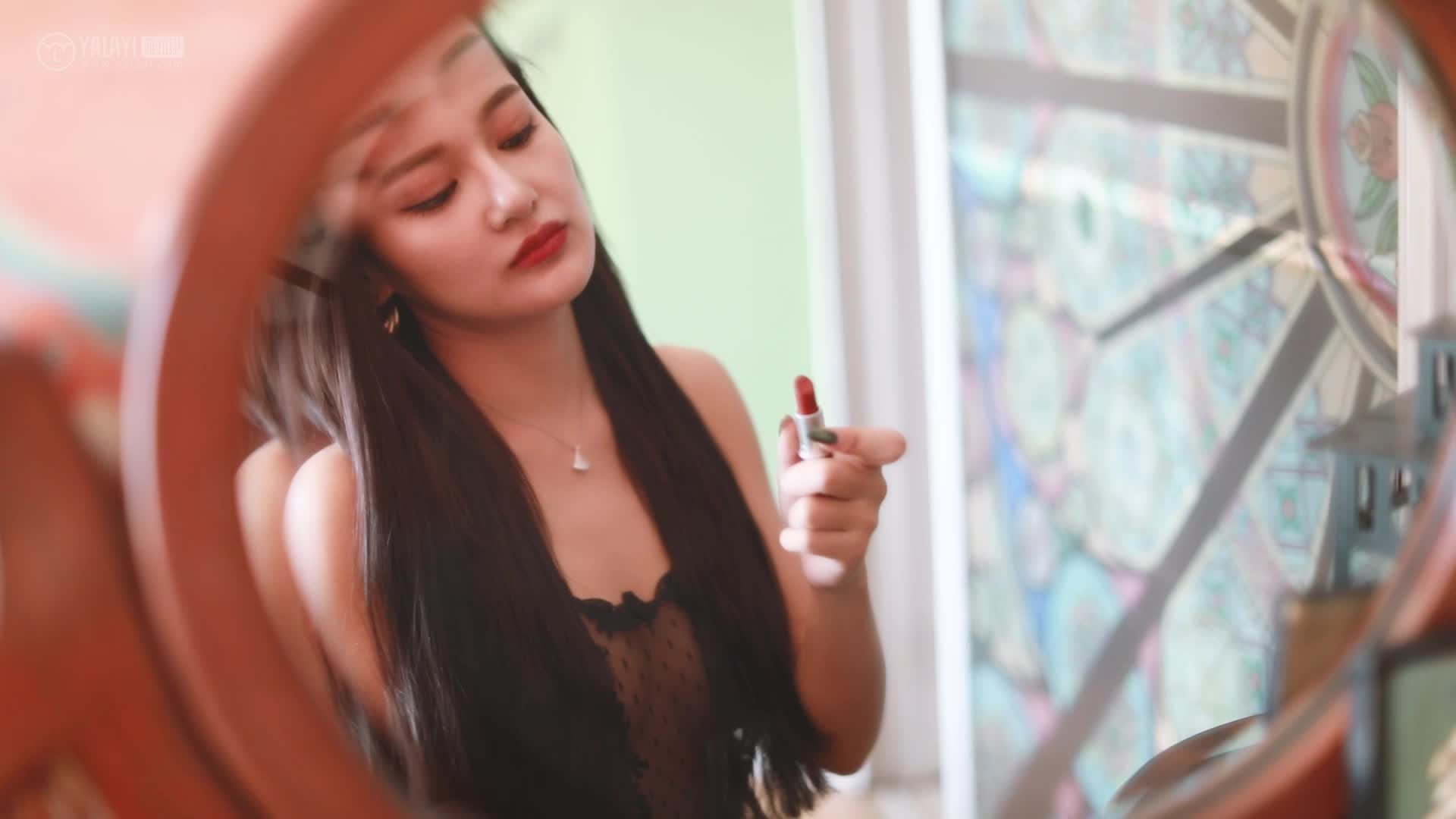 YALAYI雅拉伊_视频_2020.11.21_V151_面纱_梓杨_1V_110MB - aifuli.cc-aifuli.cc