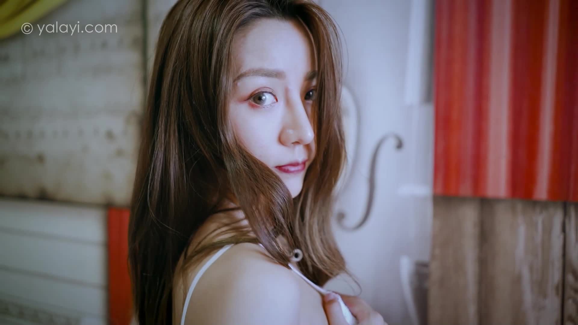 YALAYI雅拉伊_视频_2021.04.30_V156_盛开_芊芊_1V_69.2MB - aifuli.cc-aifuli.cc