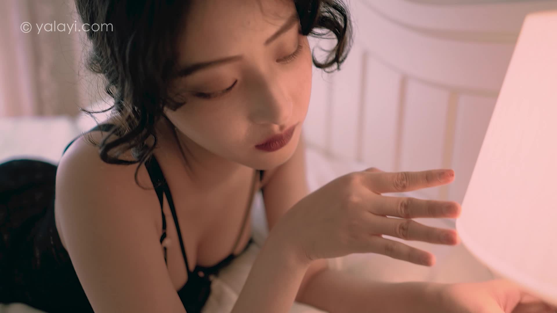 图片[3]-YALAYI雅拉伊_视频_2021.11.27_V159_万人迷_西子_1V_246MB - aifuli.cc-aifuli.cc