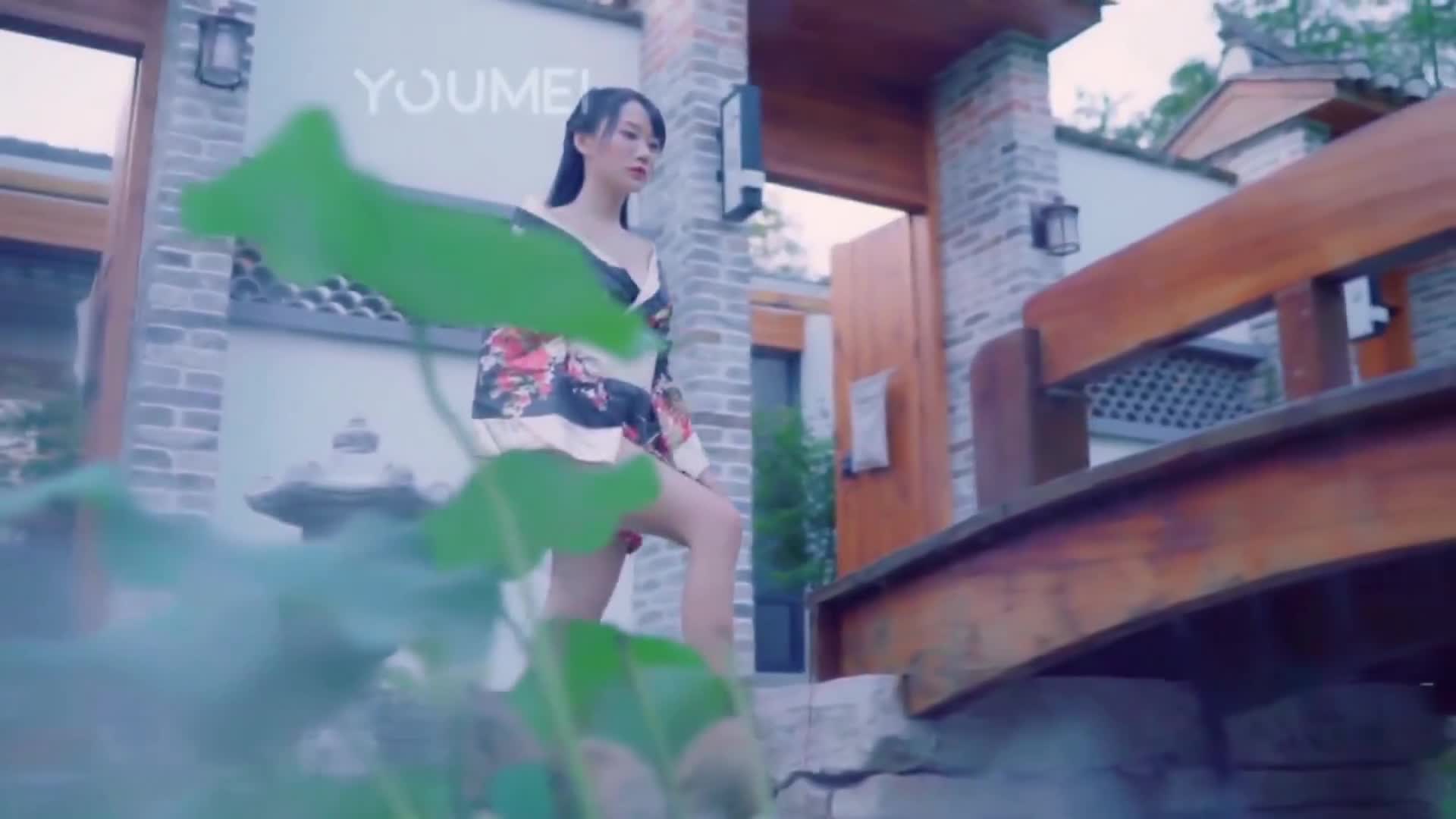 YouMei_尤美视频_2018.10.12_No.088_夜访青狐妖_何嘉颖_MP4_107MB - aifuli.cc-aifuli.cc