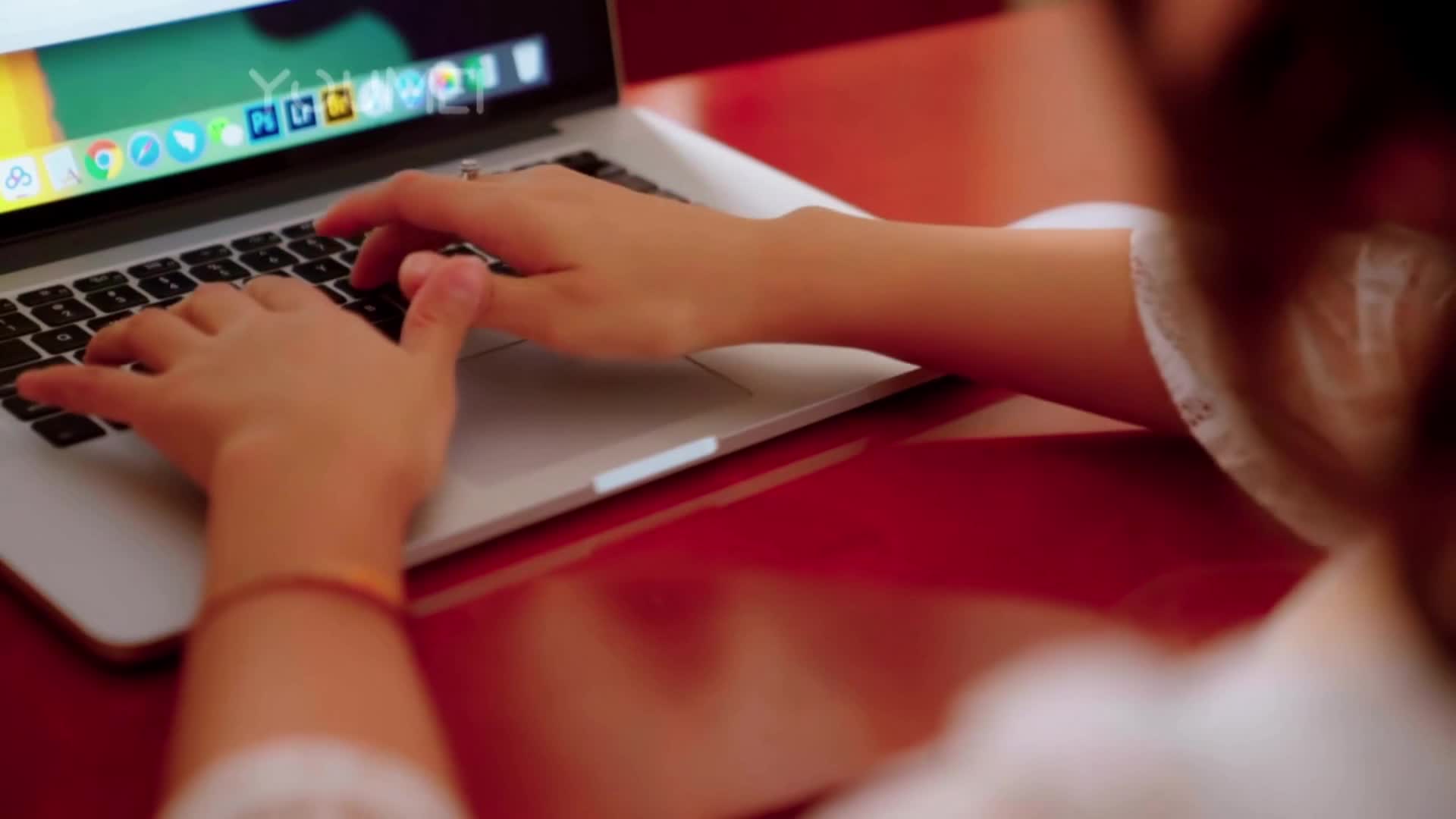 YouMei_尤美视频_2018.10.24_No.097_筱慧のOL诱惑_筱慧_MP4_87MB - aifuli.cc-aifuli.cc