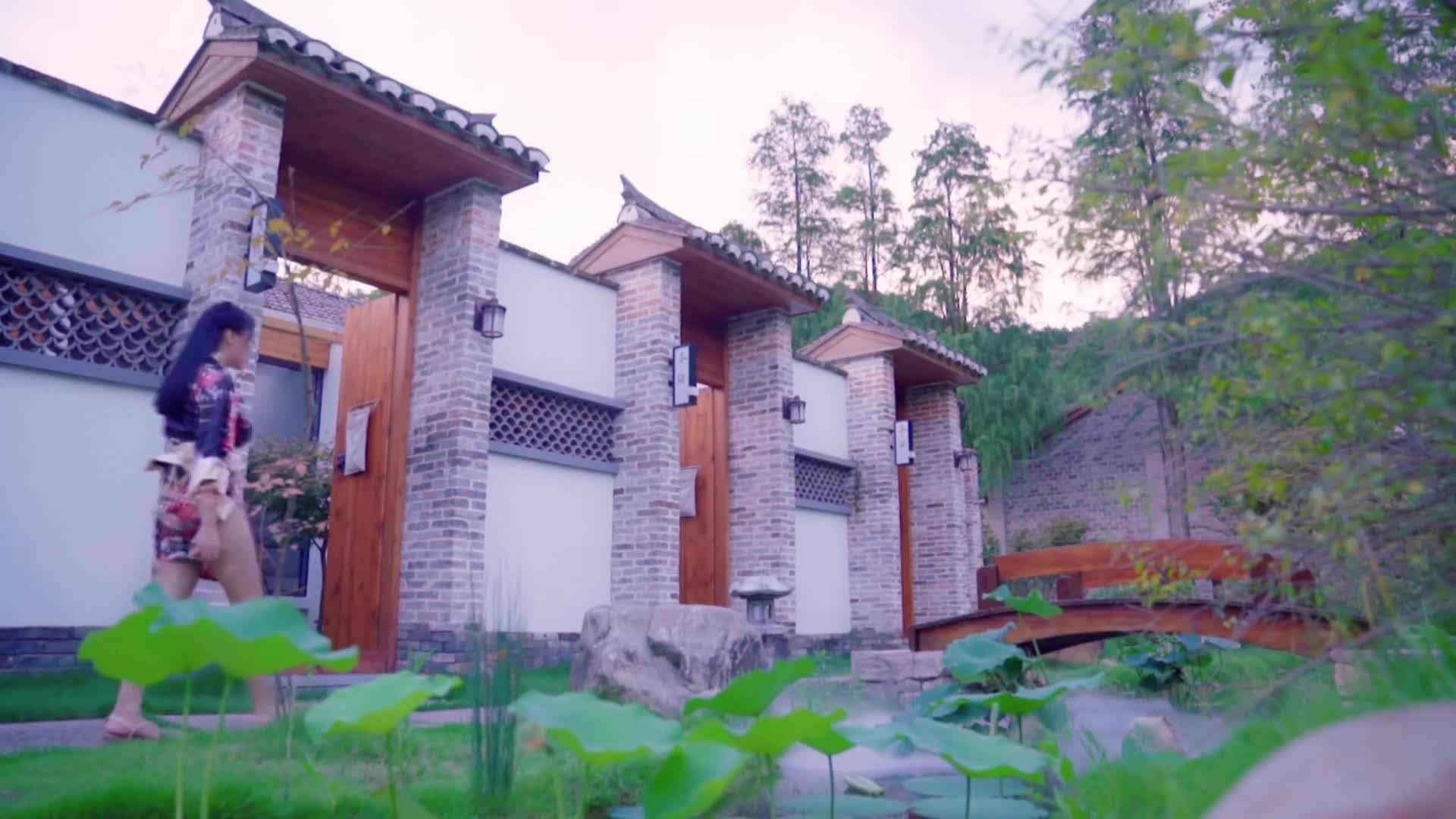 YouMei_尤美视频_2019.01.14_No.169_清雅少女_何嘉颖_MP4_74MB - aifuli.cc-aifuli.cc