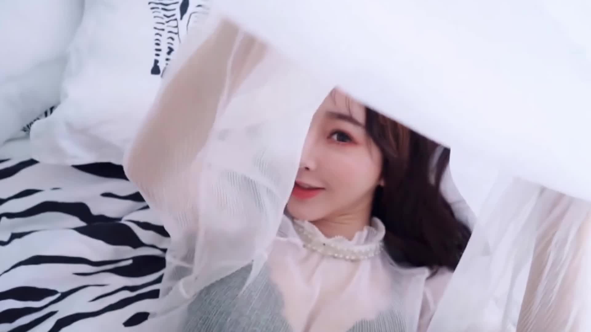 图片[4]-YouMei尤美_视频_2019.08.20_NO.277_缪斯女神_李纤纤_1V_131MB - aifuli.cc-aifuli.cc