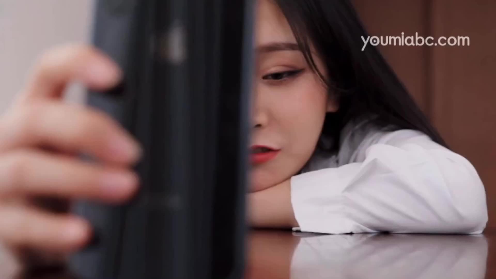 图片[2]-YouMi尤蜜_视频_2019.10.11_NO.411_静谧时光_张茜茹_1V_145MB - aifuli.cc-aifuli.cc