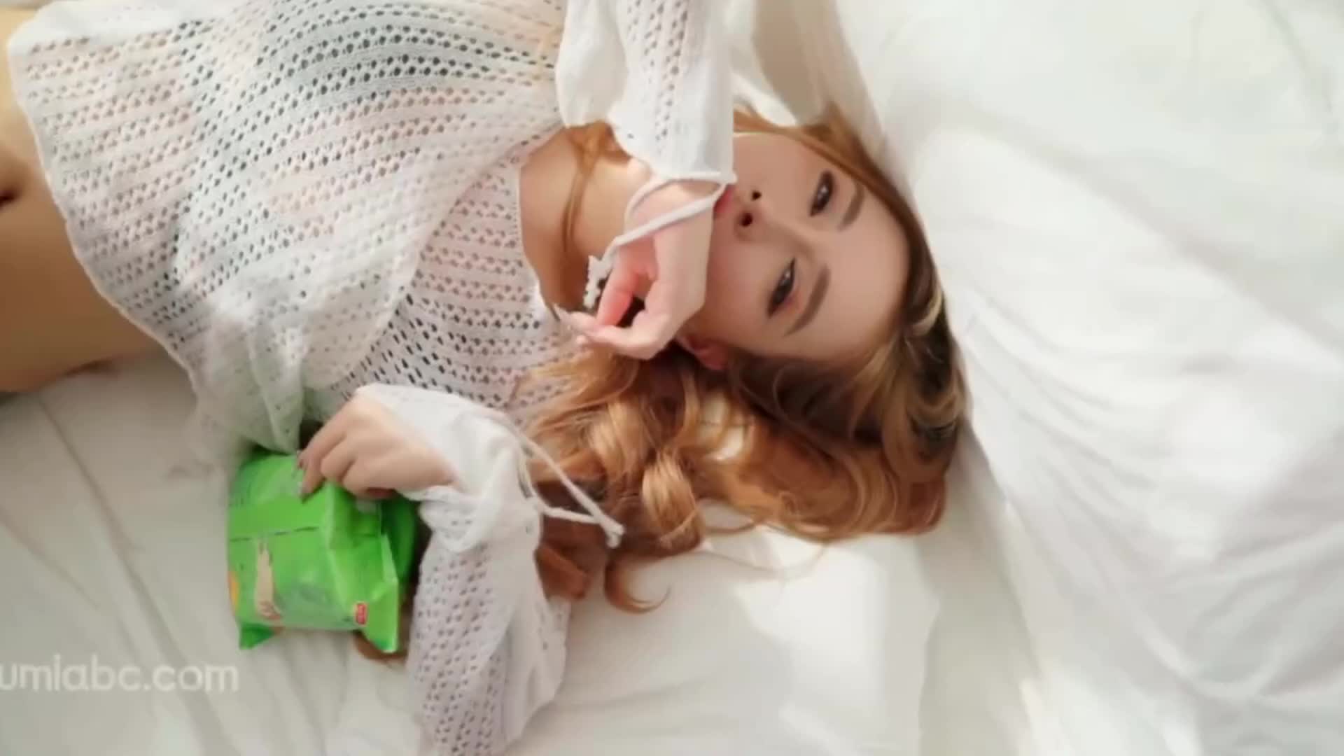 图片[2]-YouMi尤蜜_视频_2019.10.24_NO.438_可口美人_大萱萱_1V_170MB - aifuli.cc-aifuli.cc