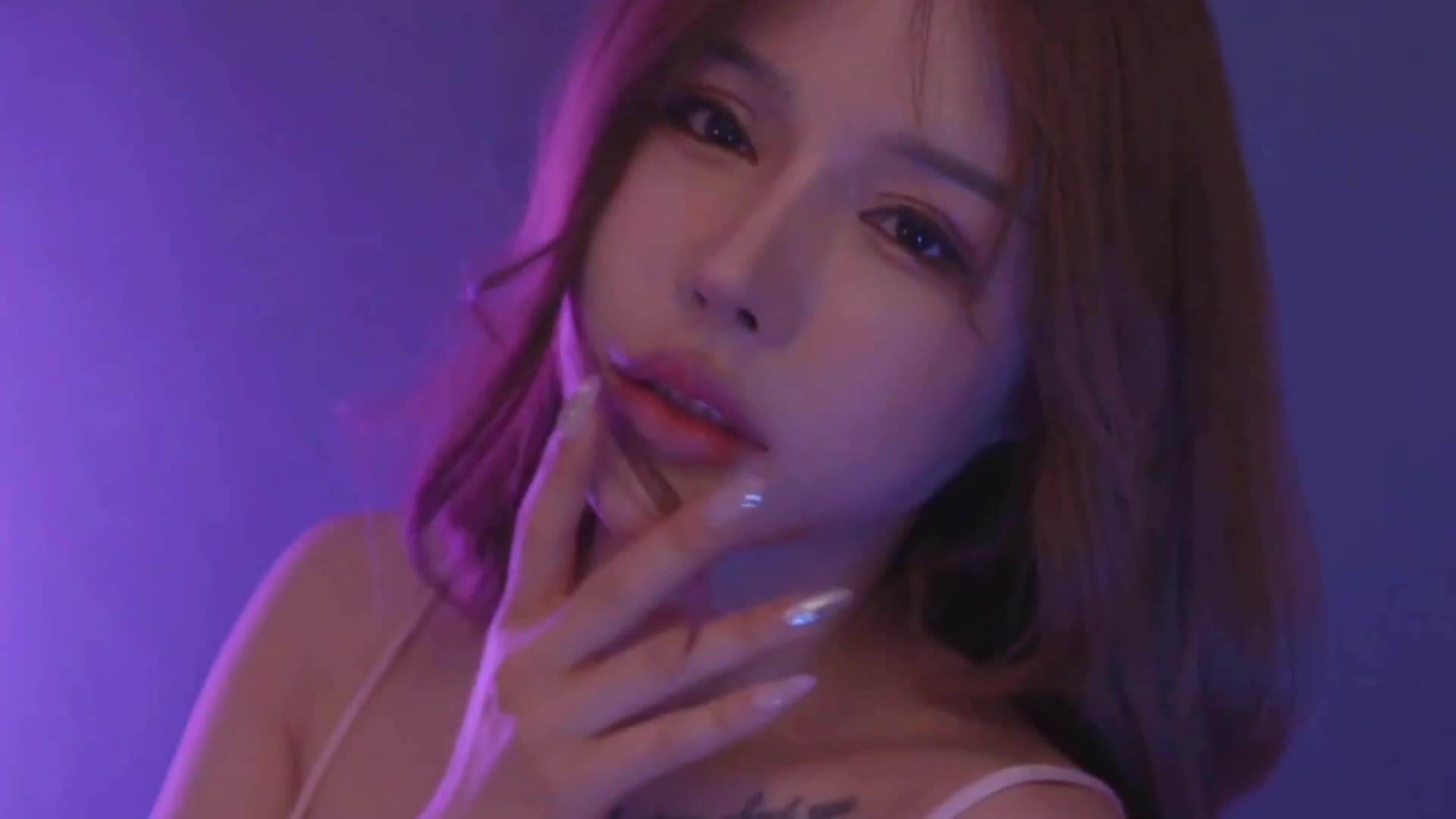 图片[4]-YouMi尤蜜_视频_2020.06.12_NO.649_流动的盛艳_可可_1V_143MB - aifuli.cc-aifuli.cc