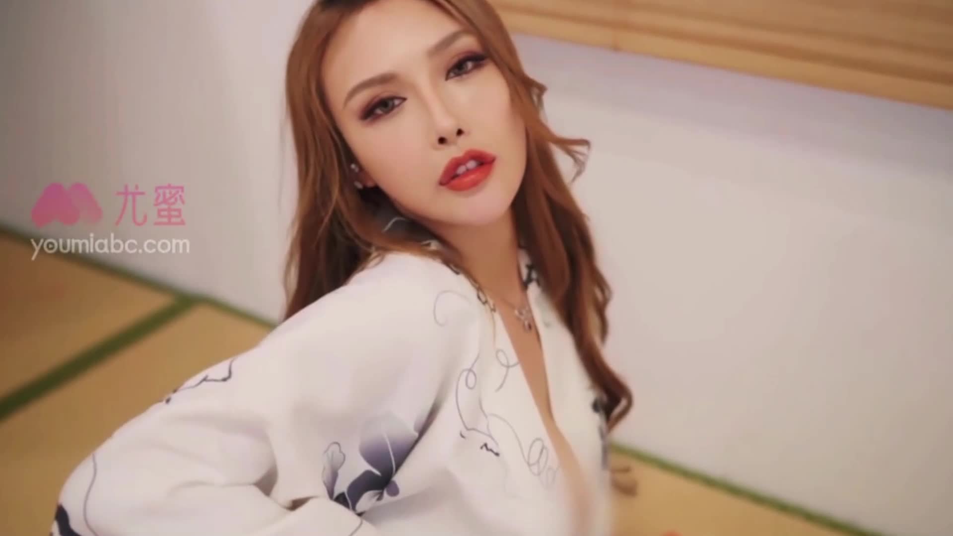 图片[4]-YouMi尤蜜_视频_2020.11.26_NO.758_玉面狐妖_李承美_1V_123MB - aifuli.cc-aifuli.cc