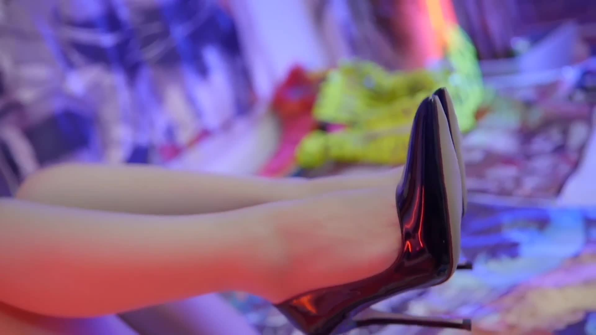 Ligui丽柜_HD视频_2020.07.20_丝柔美腿激情诱惑_娇娇_1V_239MB - aifuli.cc-aifuli.cc