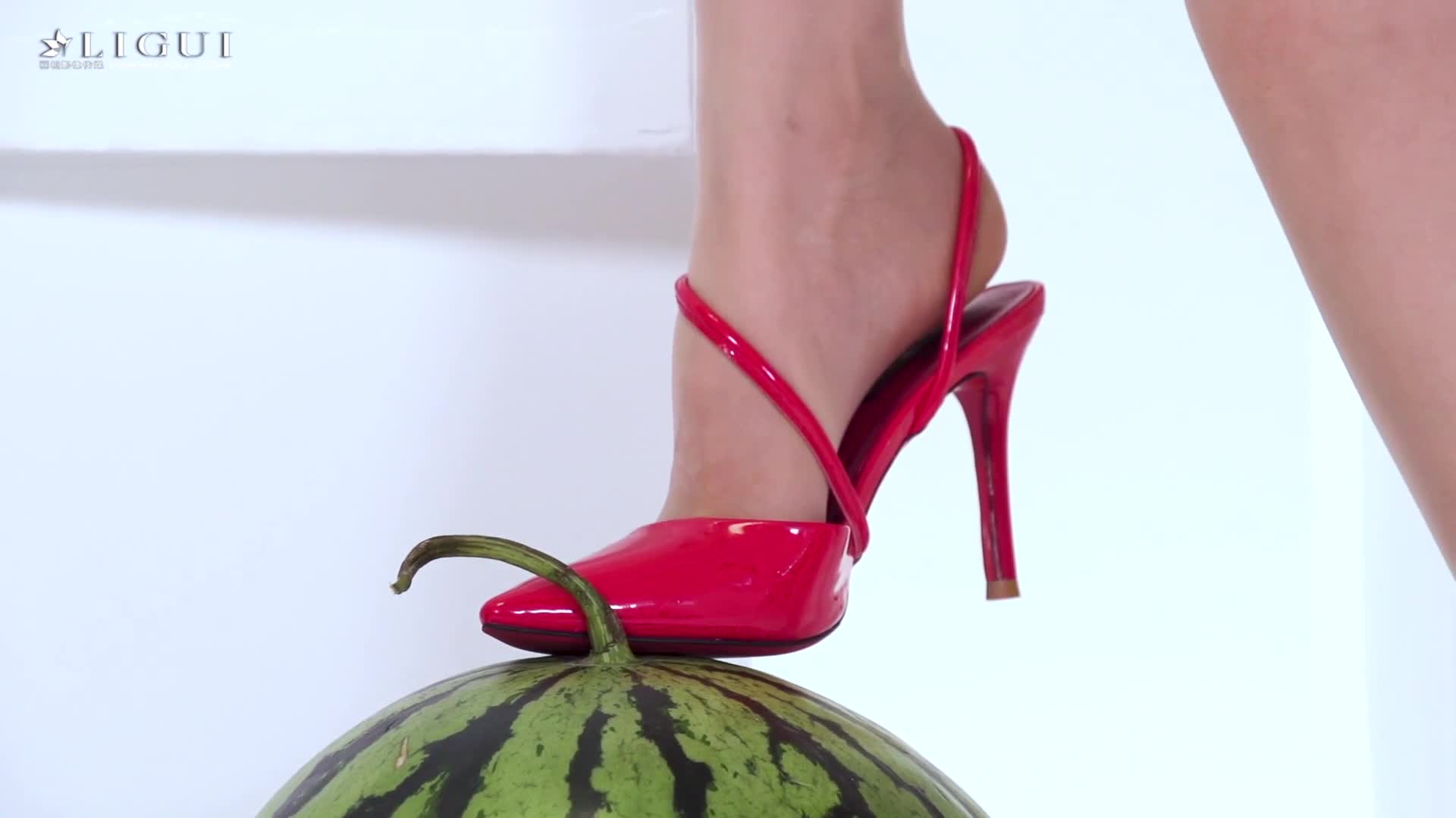 Ligui丽柜_HD视频_2020.11.24_瓜蒂并熟_凉儿_1V_238MB - aifuli.cc-aifuli.cc