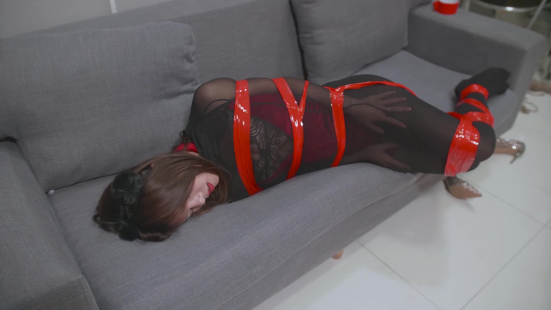 图片[3]-Ligui丽柜_HD视频_2020.12.31_被丝袜封印的小魔女_下_琪琪_1V_372MB - aifuli.cc-aifuli.cc