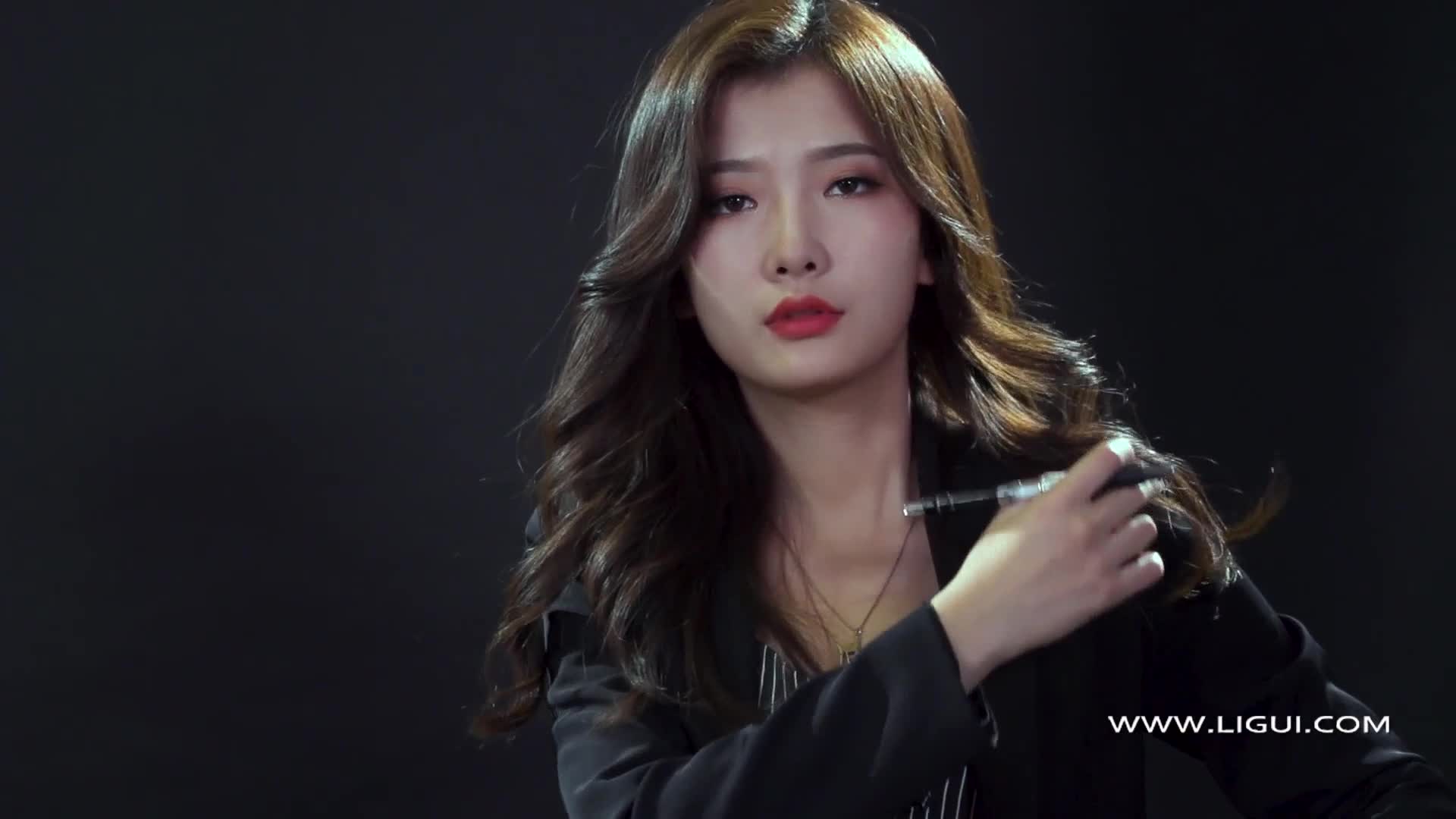 图片[4]-Ligui丽柜_HD视频_2021.01.26_职场新秀_可心_1V_324MB - aifuli.cc-aifuli.cc