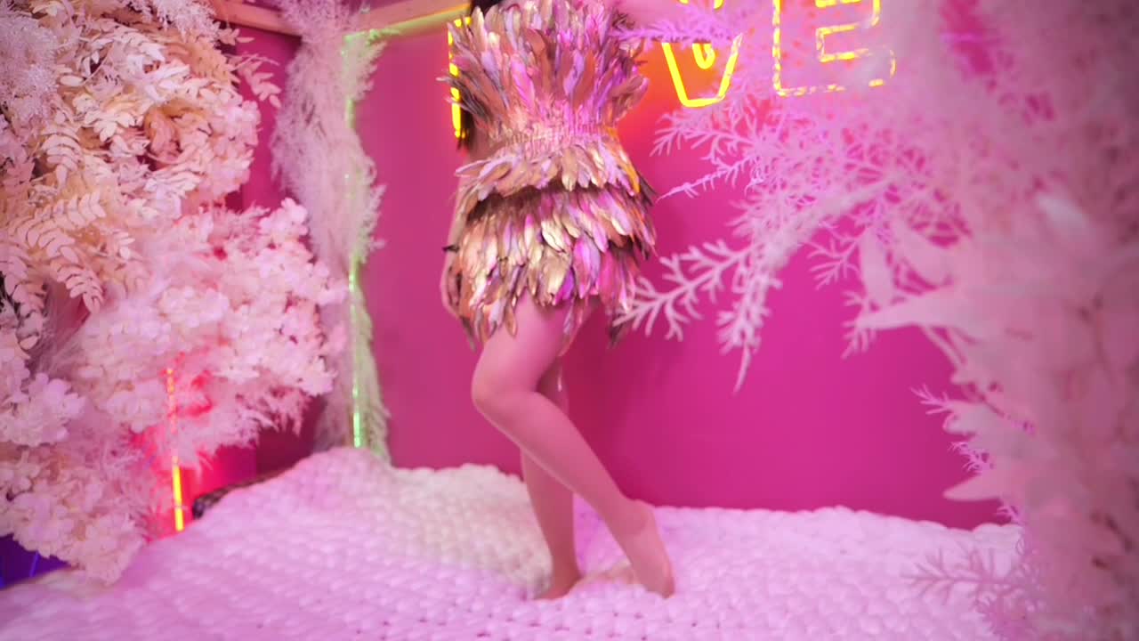 图片[5]-Ligui丽柜_HD视频_2021.04.12_小熊肉丝诱惑_小熊_1V_354MB - aifuli.cc-aifuli.cc