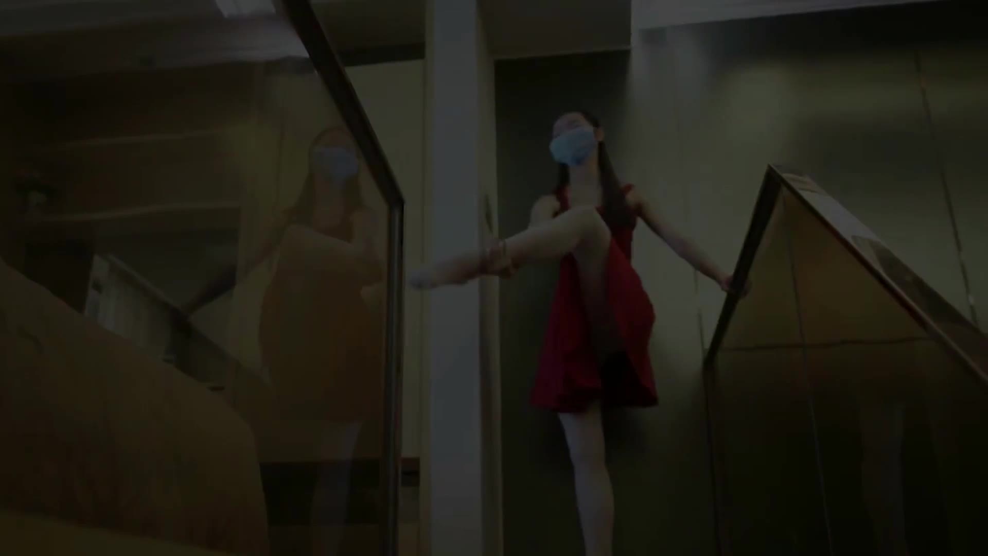 Ligui丽柜_HD视频_2021.04.27_今天是跳舞女孩_小熊_1V_410MB-aifuli.cc