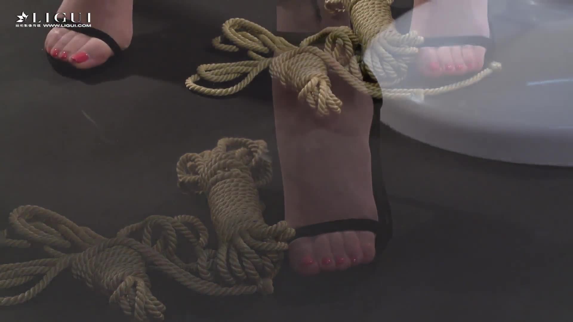 图片[2]-Ligui丽柜_美束_新视频_2018.11.10_绳欲_莜莜LG027 - aifuli.cc-aifuli.cc