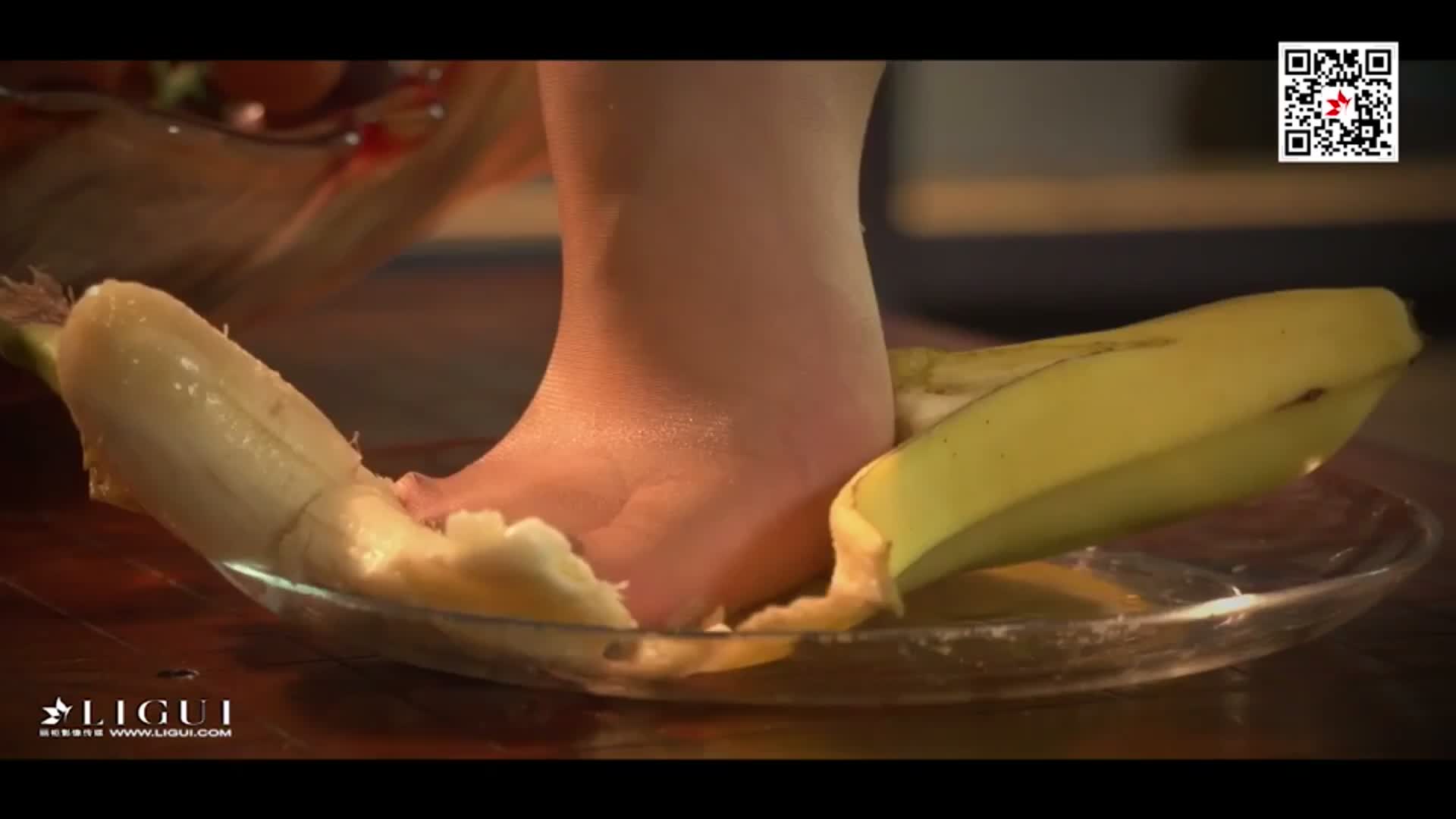 图片[4]-Ligui丽柜_高清视频_2017.10.10_高跟美腿的佳节盛宴_Vicky_1V_555M - aifuli.cc-aifuli.cc