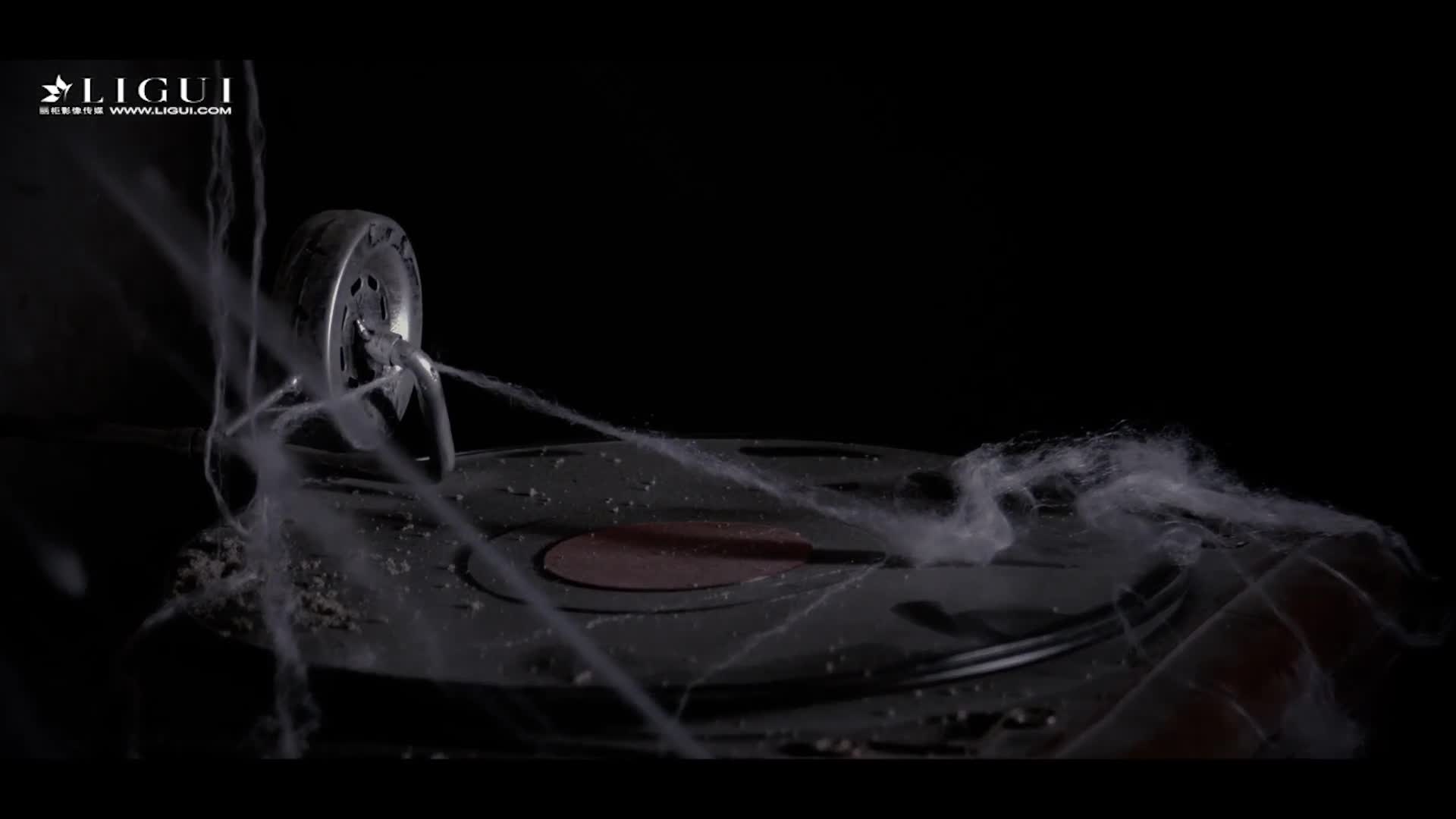 Ligui丽柜_高清视频_2017.10.31_雪糕_丽柜巫丝传说_1V_203M - aifuli.cc-aifuli.cc