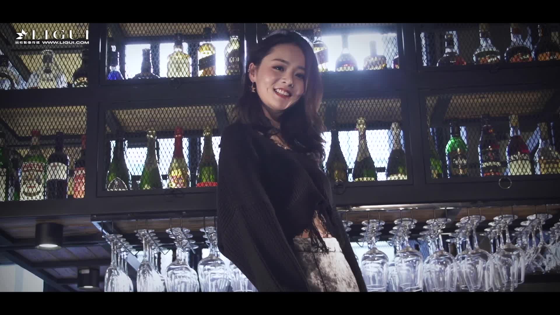 Ligui丽柜_高清视频_2017.11.30_美酒佳人醇享丝滑_王艾萌_1V_294M - aifuli.cc-aifuli.cc