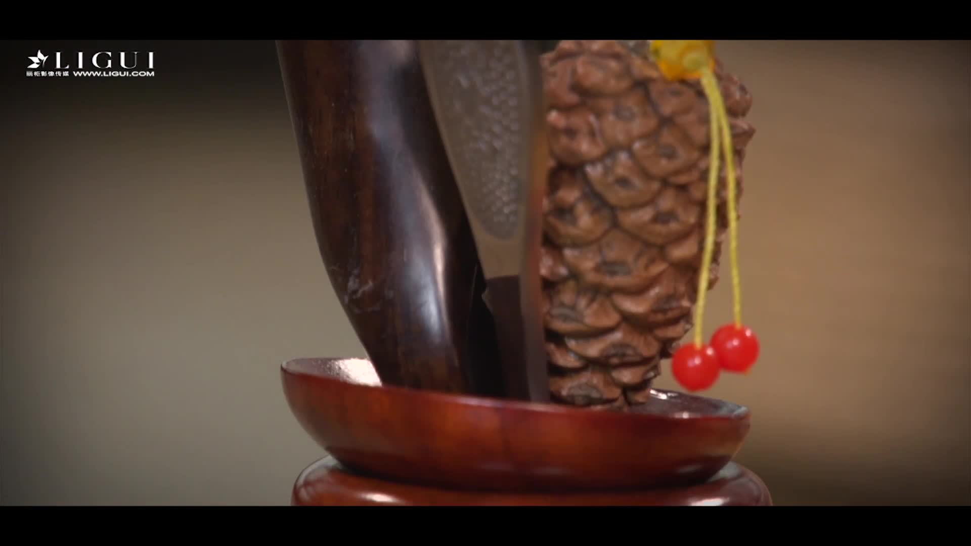 Ligui丽柜_高清视频_2017.12.14_丽柜一品_之雪糕_1V_221M-aifuli.cc