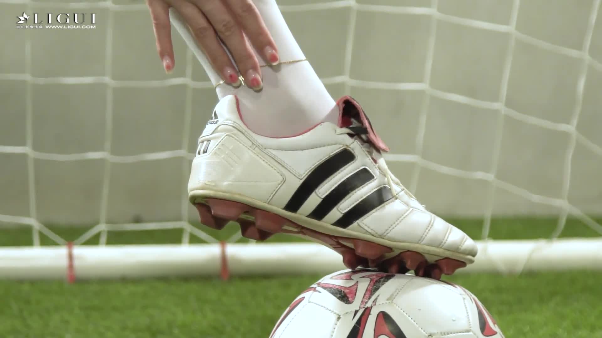 图片[2]-Ligui丽柜_高清视频_2018.06.23_丽柜足球宝贝_筱筱_筱筱_1V_164M - aifuli.cc-aifuli.cc