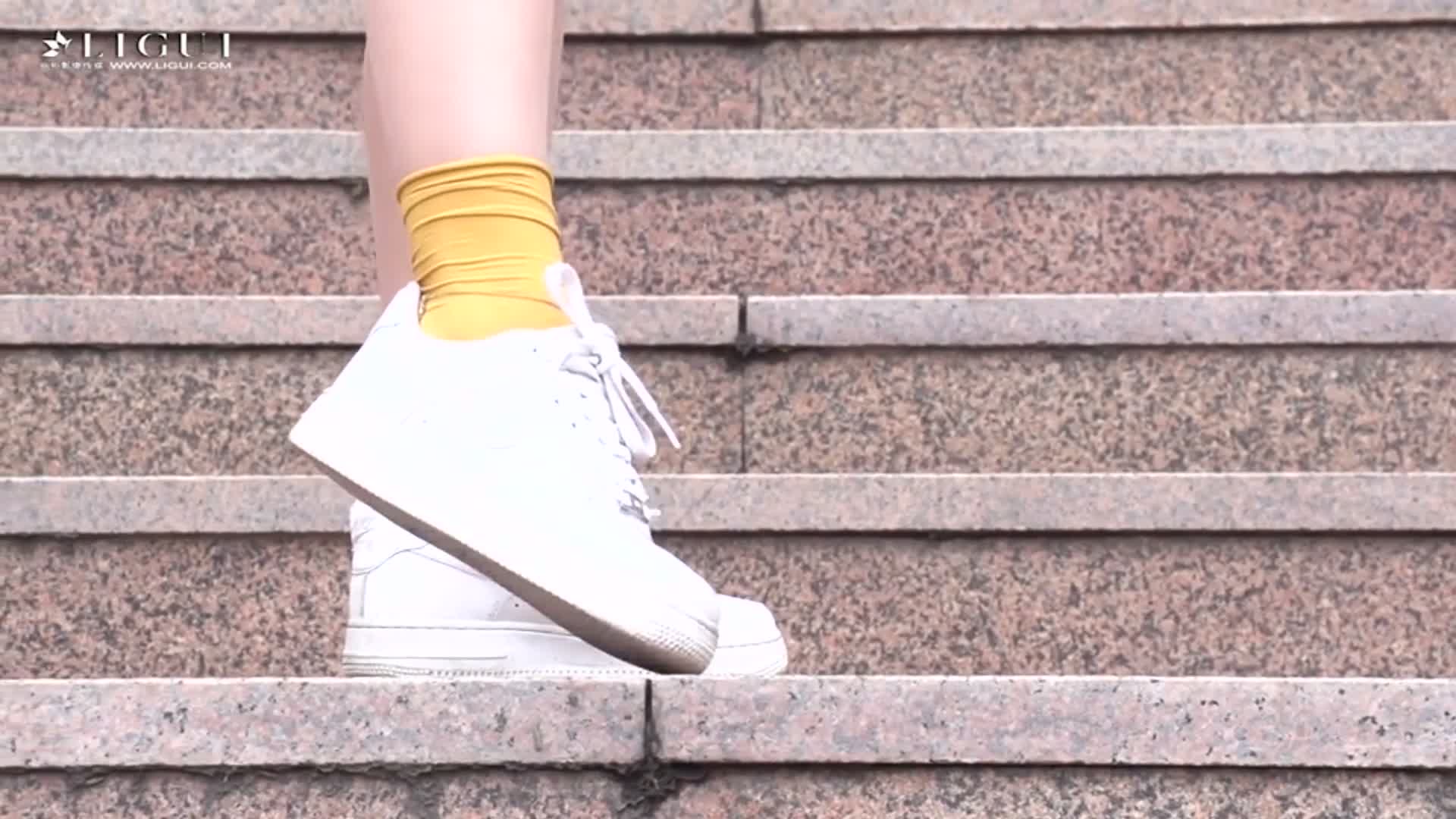 图片[2]-Ligui丽柜_高清视频_2018.10.18_清雅中的小性感_筱筱_1V_365M - aifuli.cc-aifuli.cc