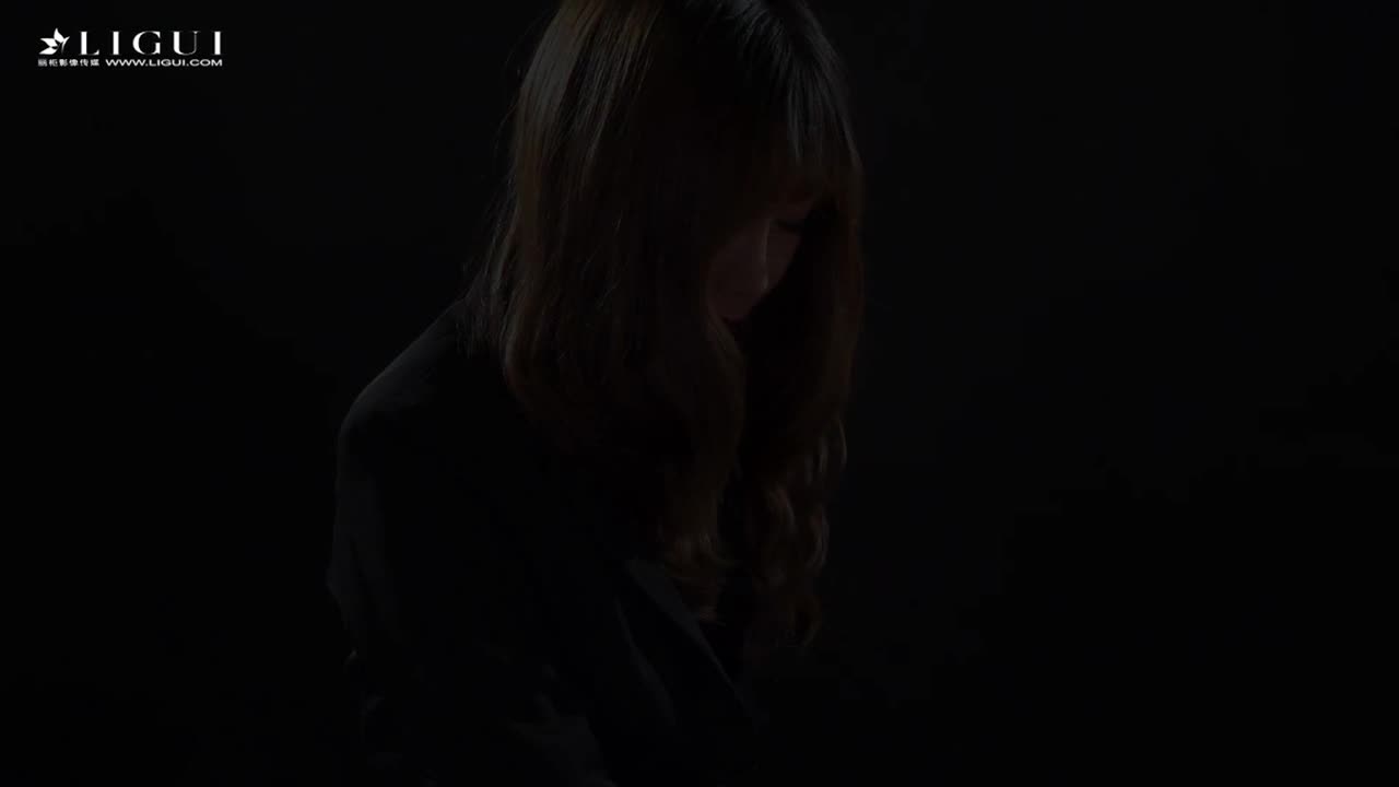 图片[2]-Ligui丽柜_高清视频_2019.12.09_职场新秀_泷儿_1V_208M - aifuli.cc-aifuli.cc