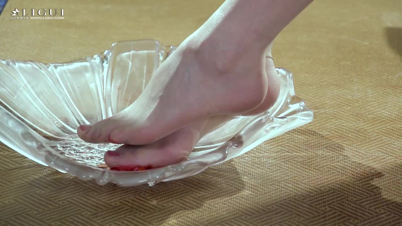 图片[3]-Ligui丽柜_高清视频_2020.02.01_玉脂莲莓_兔子_1V_455MB - aifuli.cc-aifuli.cc