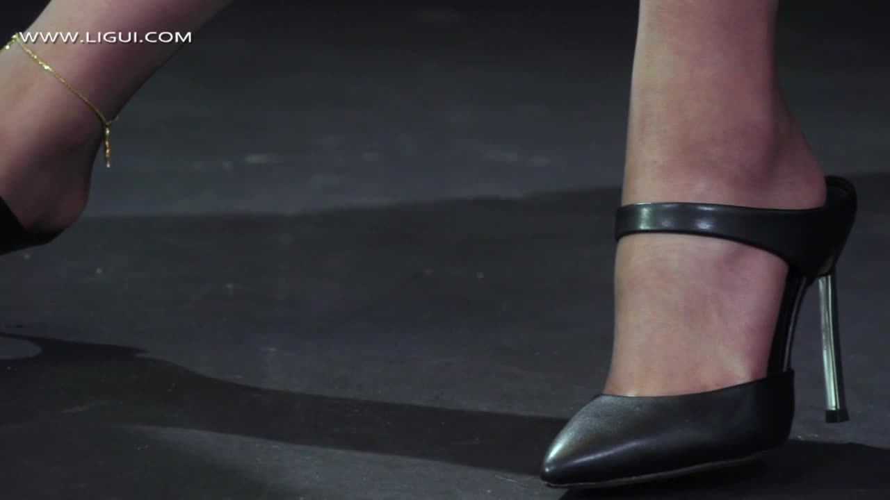 图片[2]-Ligui丽柜_高清视频_2020.03.17_职场新秀_小涵_1V_236MB - aifuli.cc-aifuli.cc