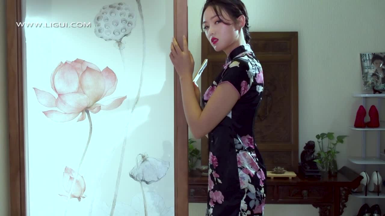 Ligui丽柜_高清视频_2020.05.12_花漾年华_敏儿_1V_222MB - aifuli.cc-aifuli.cc