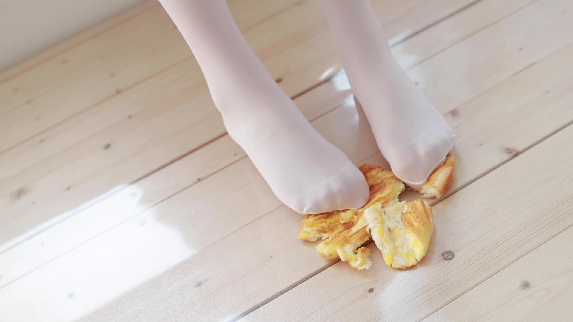 图片[5]-森萝财团写真_JKFUN_002_Aika_可爱学妹丝足_230P1V_5.29GB - aifuli.cc-aifuli.cc