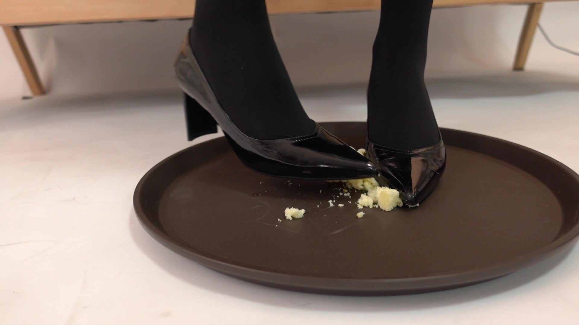 图片[4]-森萝财团写真_JKFUN_029_卉女仆_踩物_80D黑丝_67P1V3.16G - aifuli.cc-aifuli.cc