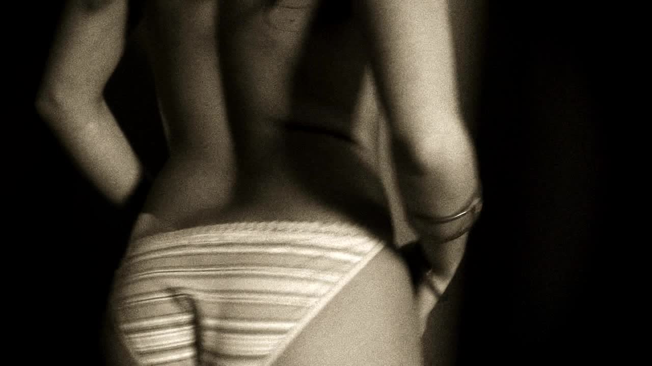 Charlie_Laine_American_Guest..A_Hot_Introduction_HD - aifuli.cc-aifuli.cc