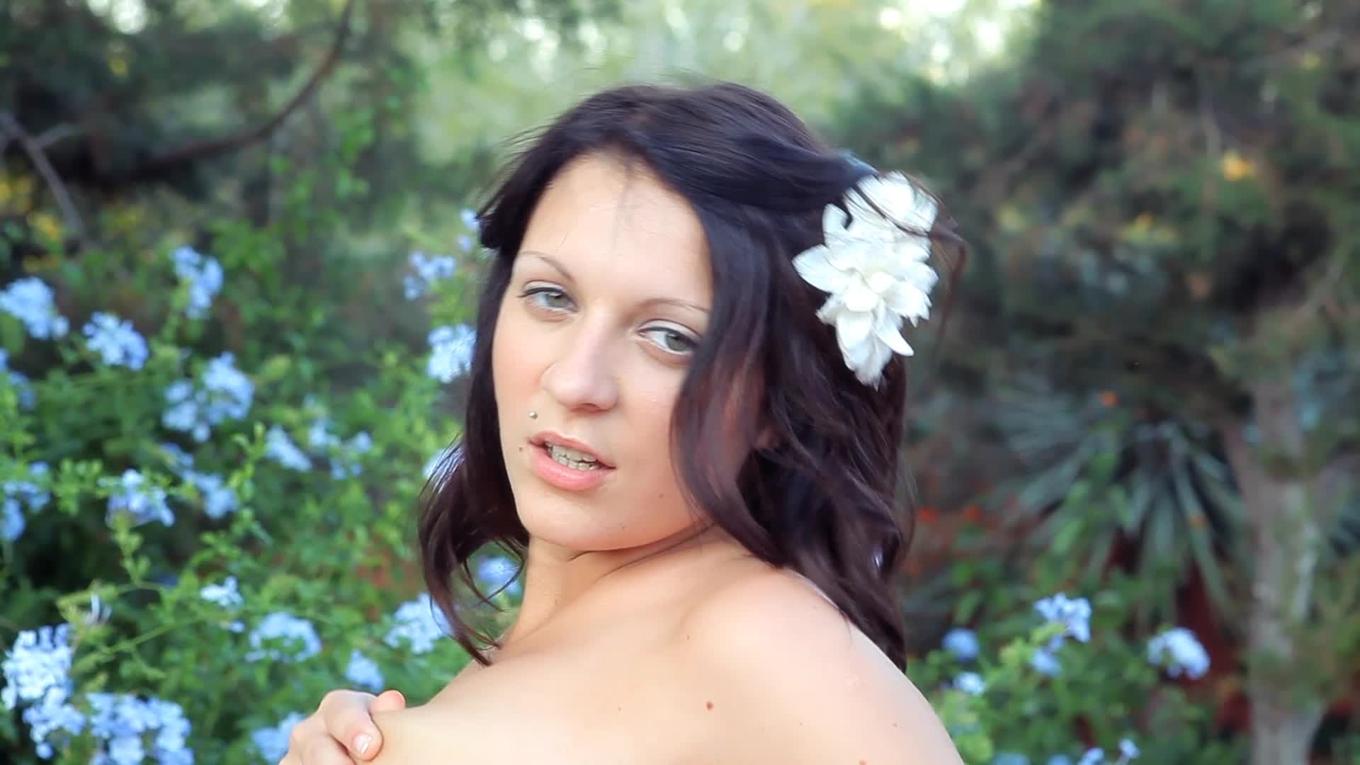 图片[2]-Lailda_A_Full_Blown_Flower_HD1080 - aifuli.cc-aifuli.cc