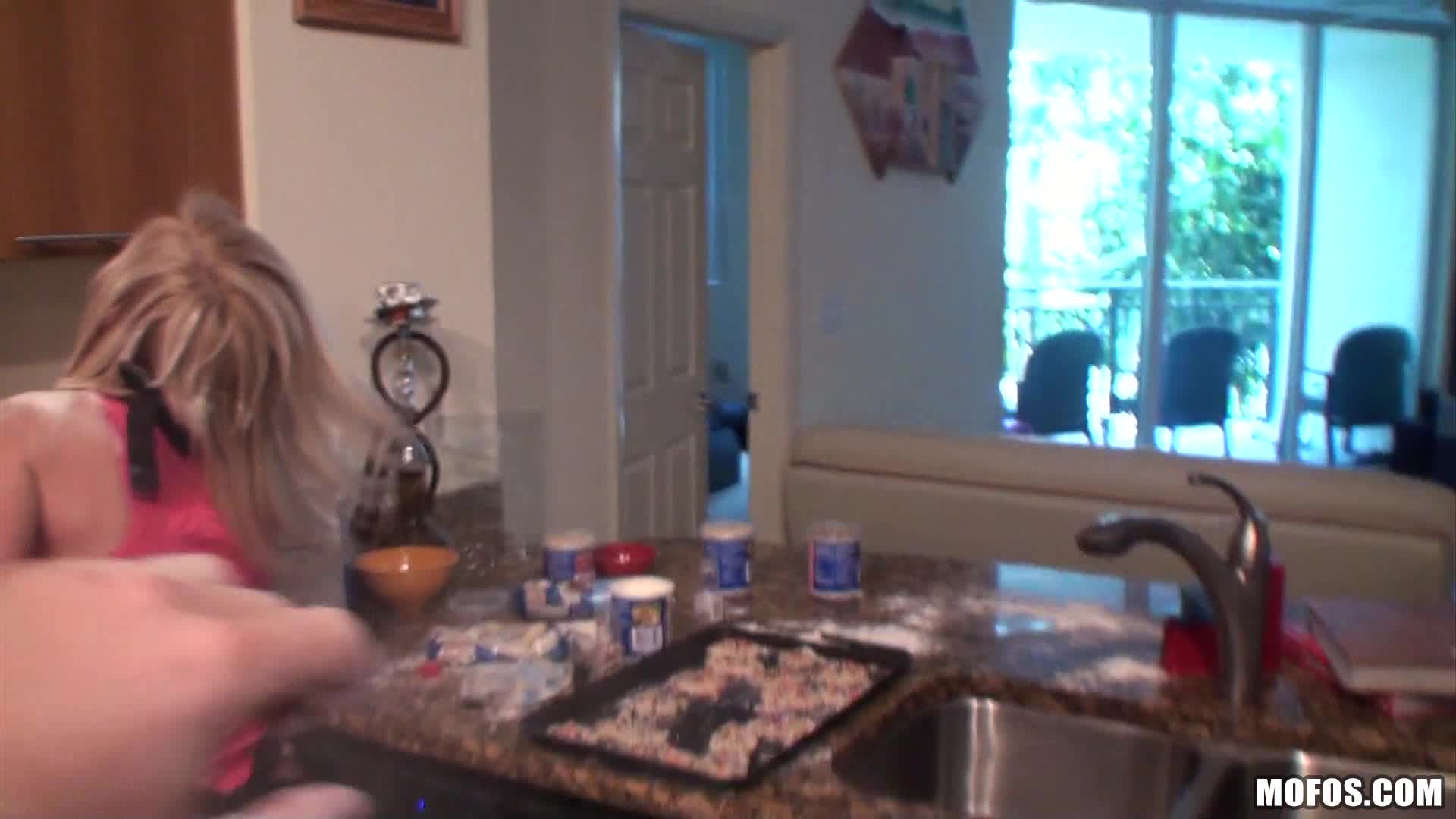 101._Desray_30_1080_2_40_Wake_Bake_and_Fuckin_Shake_22.06.2011_ - aifuli.cc-aifuli.cc