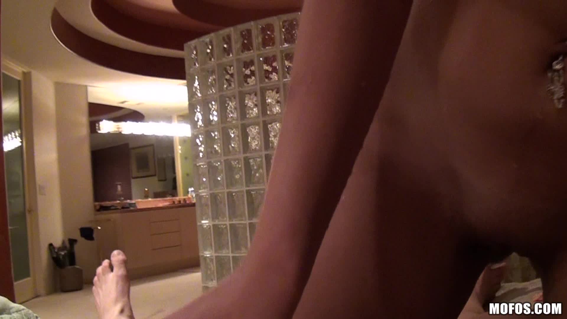 图片[4]-83._Nadia_Noel_37_1080_3_13_Fuck_Me_In_The_Bath_It_s_Romantic_16.02.2011_ - aifuli.cc-aifuli.cc