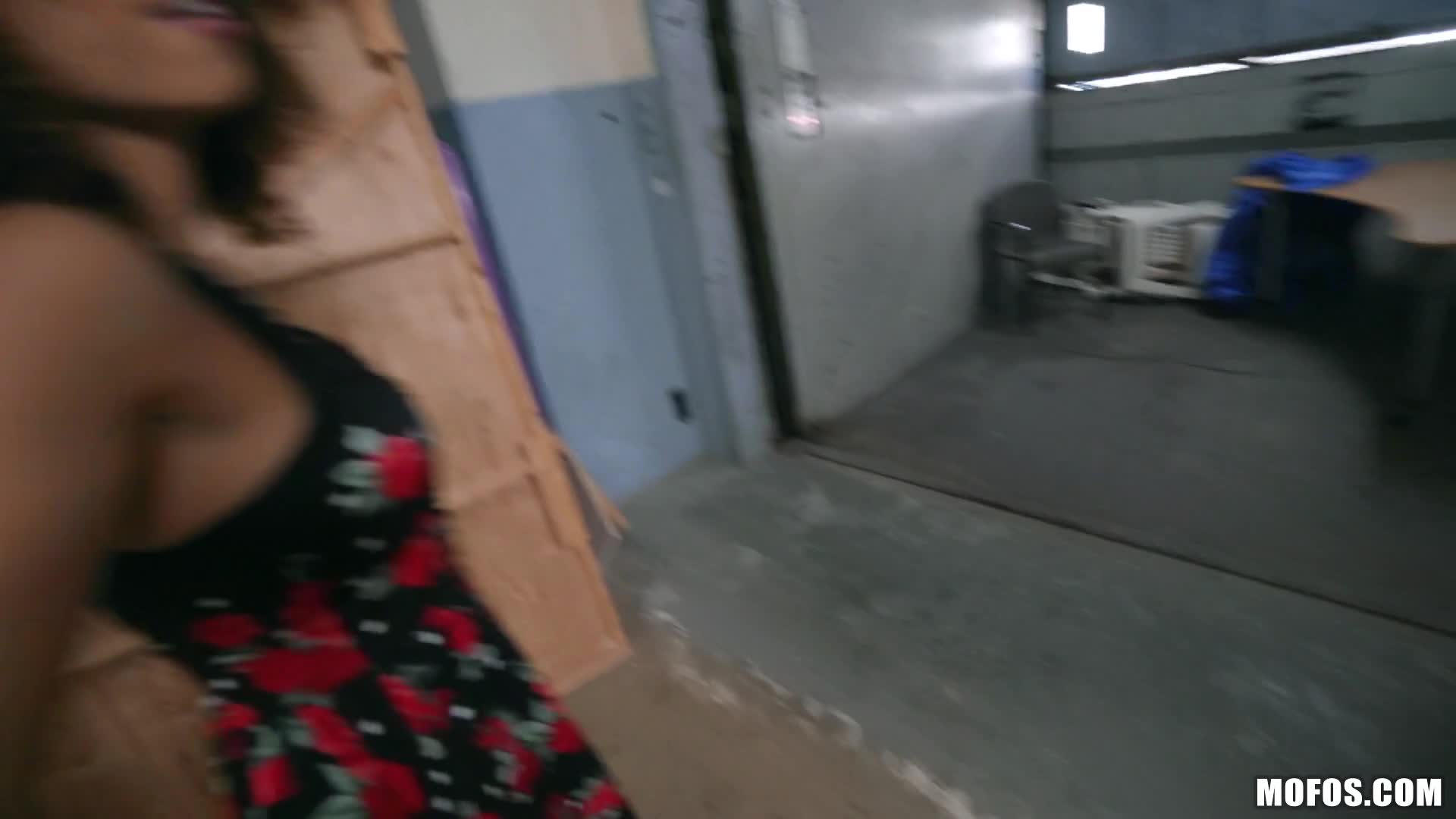 Cecilia_Lion_1080p - aifuli.cc-aifuli.cc