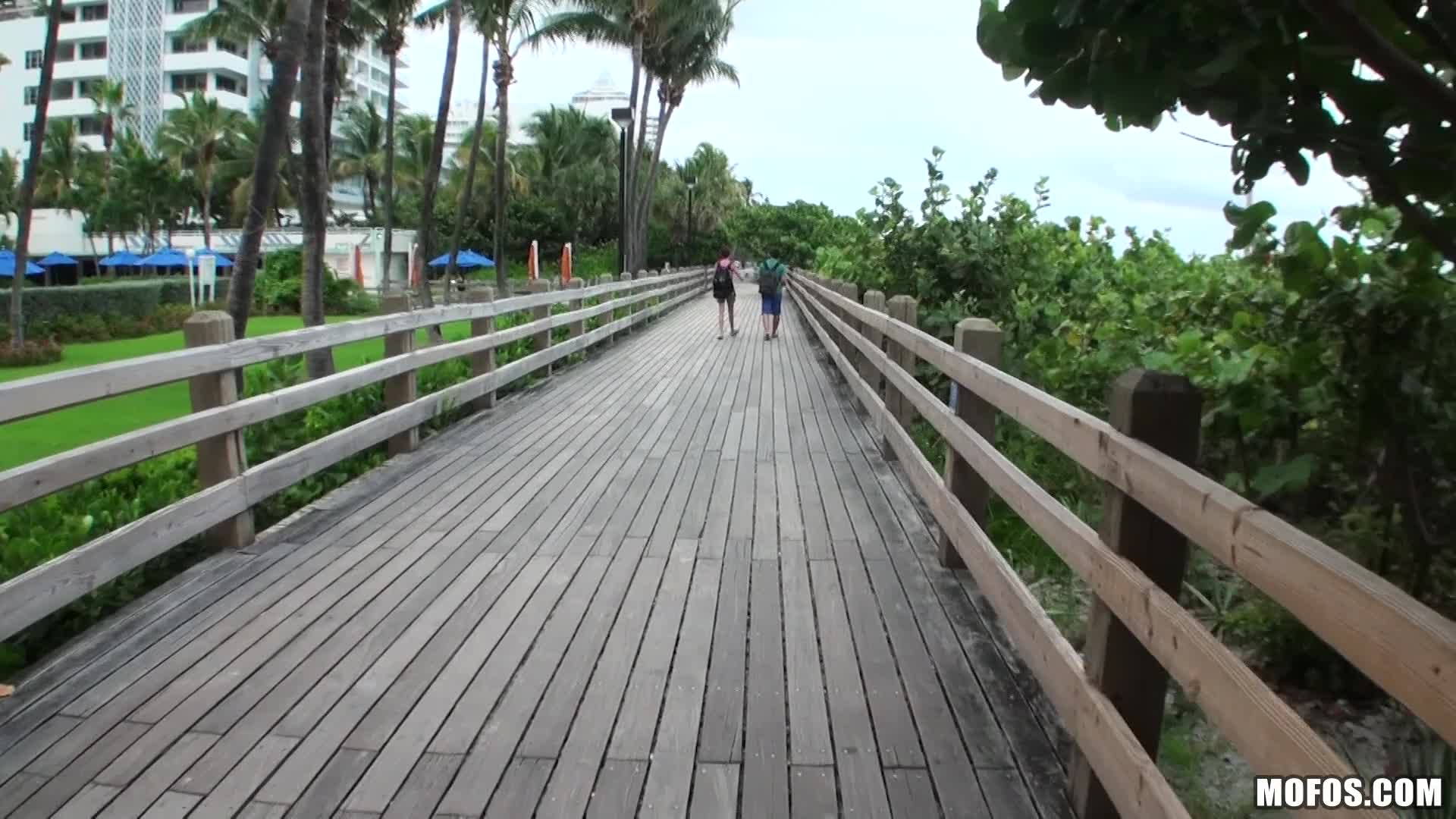 Lia_Ezra_1080p - aifuli.cc-aifuli.cc