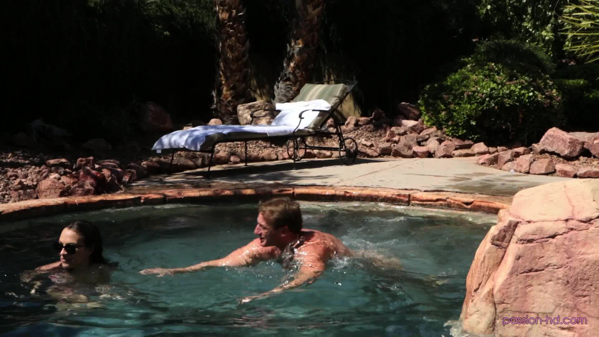 Passion_HD.14.05.30.Lily.Love.Wet.And.Wild.XXX.1080p.WMV_TheEye - aifuli.cc-aifuli.cc