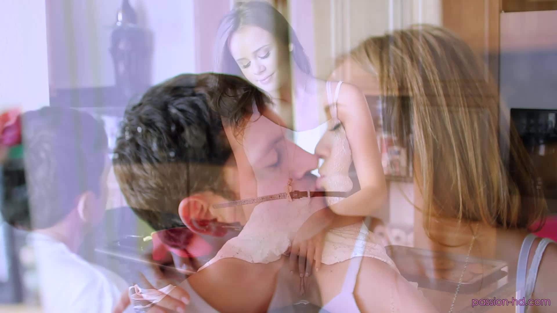 Passion_HD.15.06.17.Alexis.Adams.Sexy.Dessert.XXX.1080p.MP4_TheEye - aifuli.cc-aifuli.cc